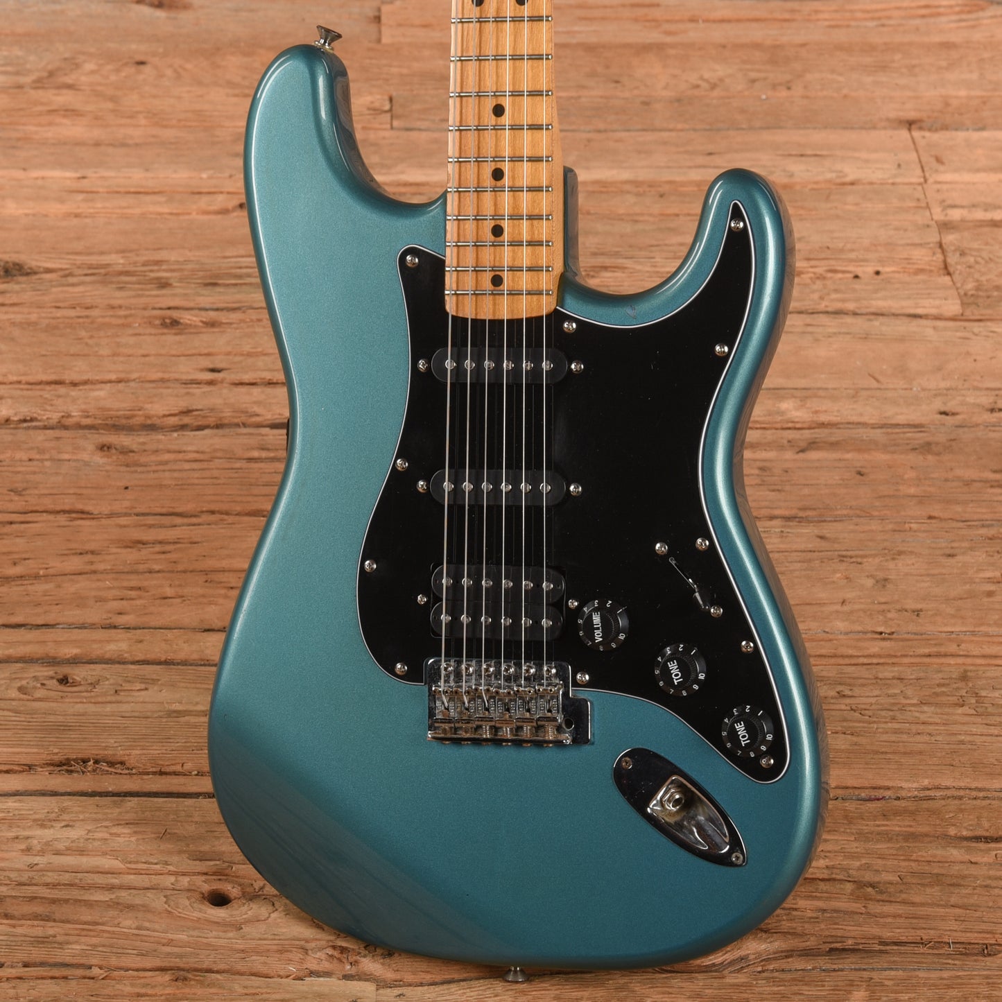 Fender Standard Stratocaster Lake Placid Blue 1993 Electric Guitars