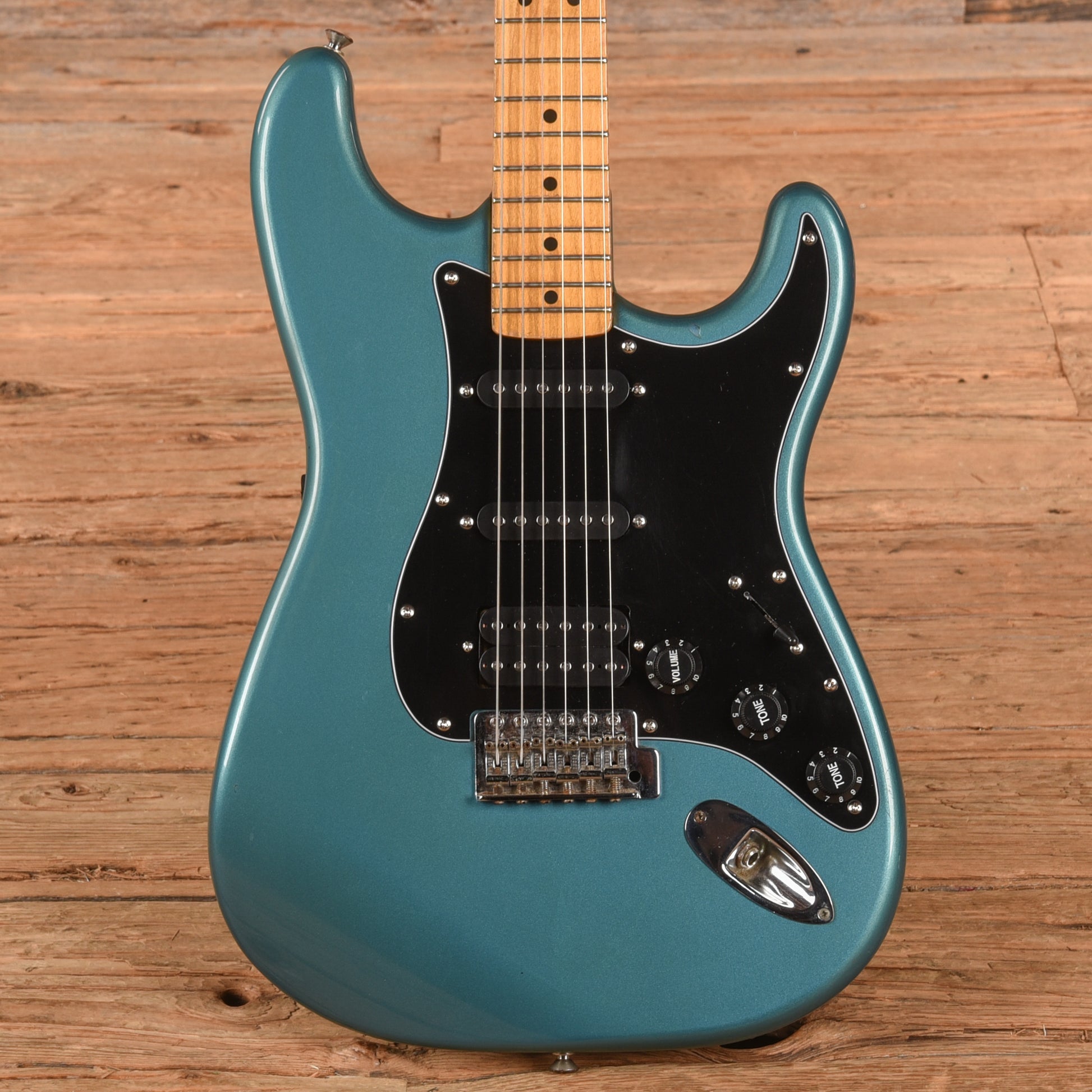 Fender Standard Stratocaster Lake Placid Blue 1993 Electric Guitars