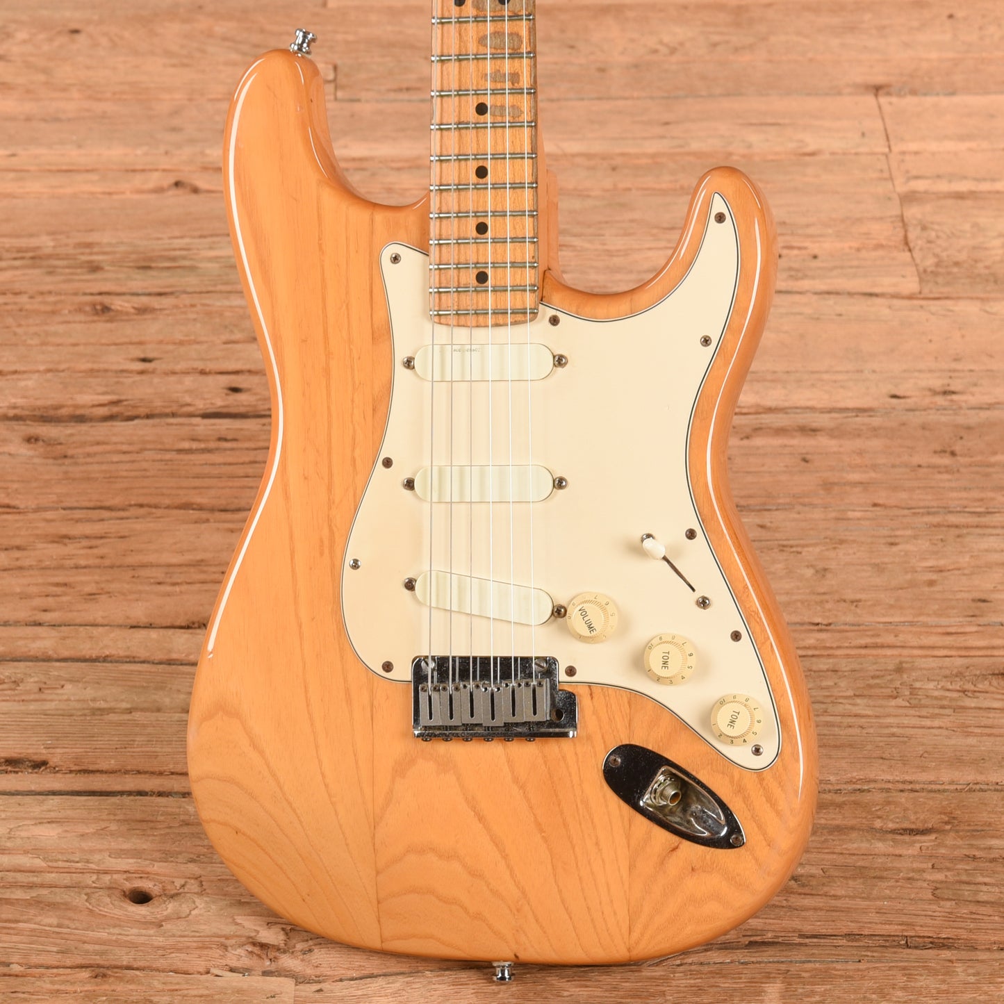Fender Strat Plus Natural 1990 Electric Guitars