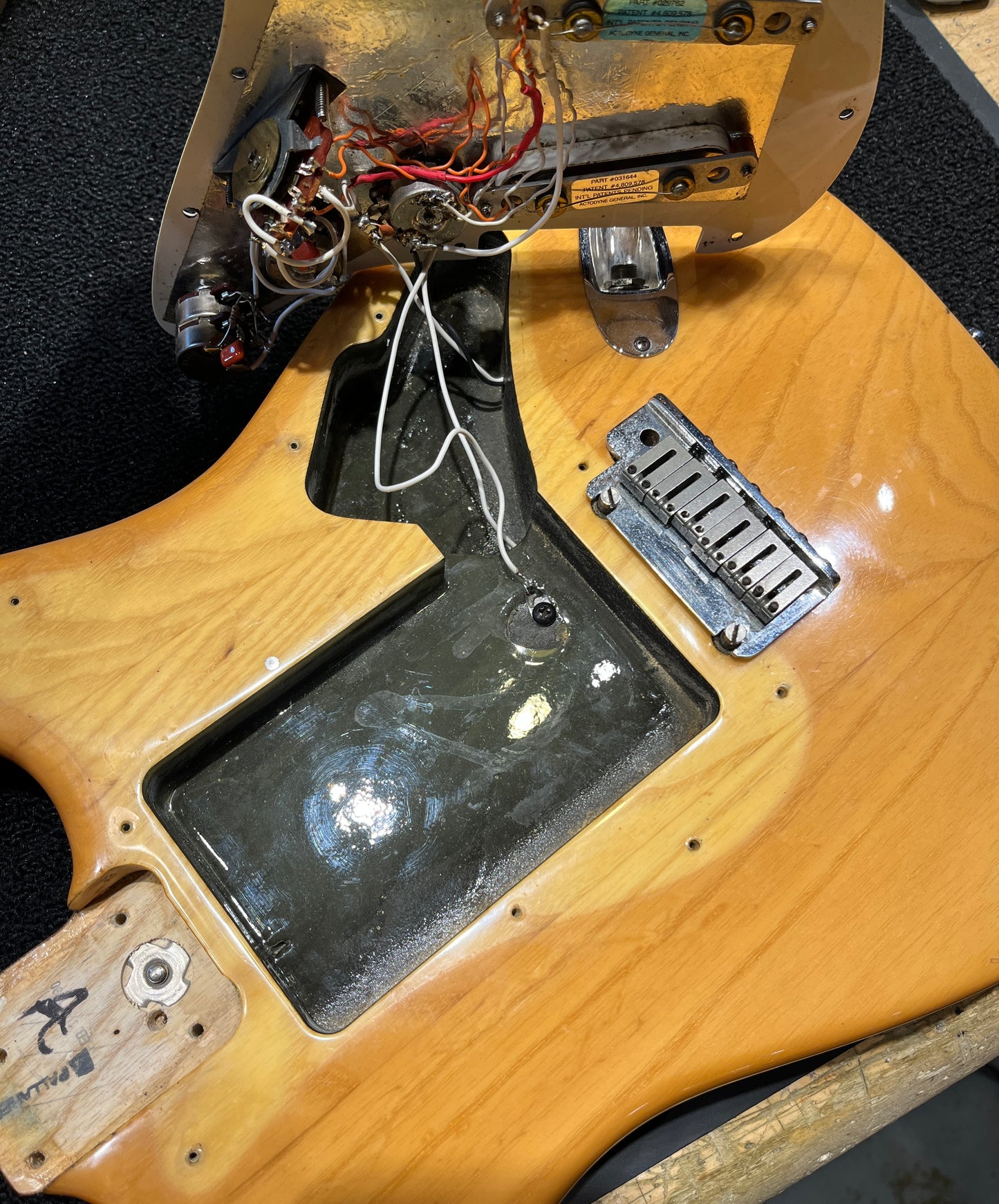 Fender Strat Plus Natural 1990 Electric Guitars