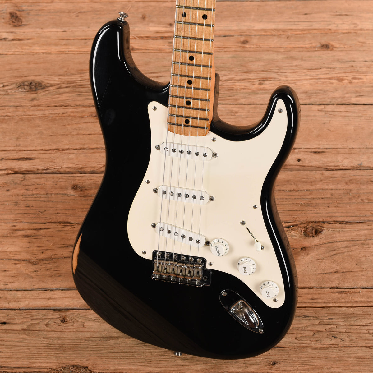 Fender Stratocaster Black 2000 Electric Guitars