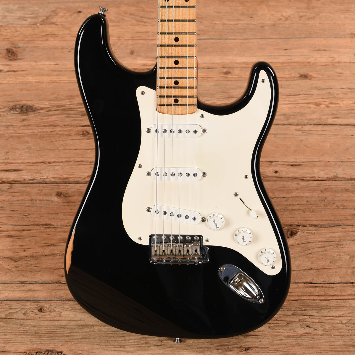 Fender Stratocaster Black 2000 Electric Guitars