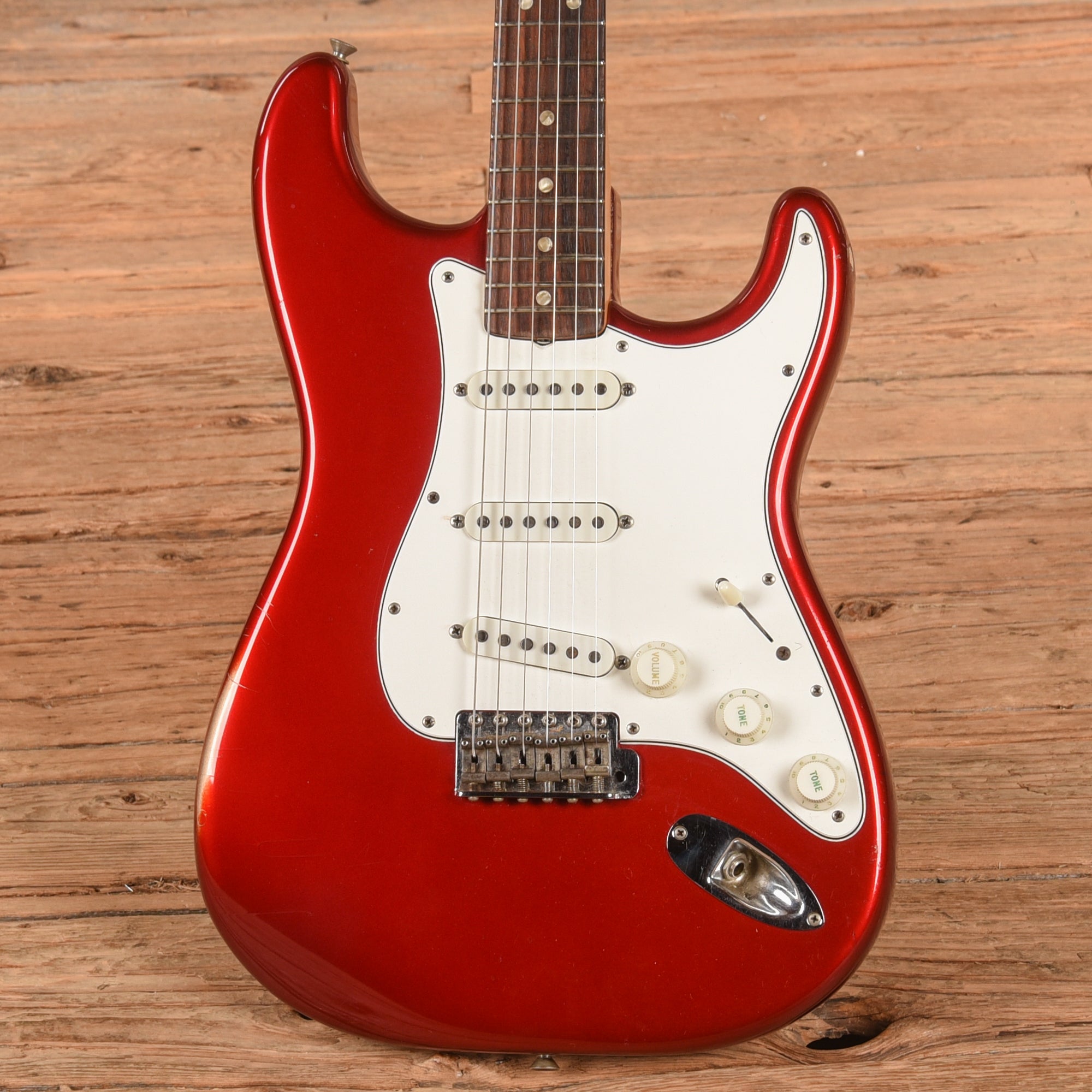 Fender Stratocaster Candy Apple Red 1966 Electric Guitars