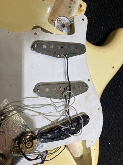 Fender Stratocaster Olympic White 1976 Electric Guitars