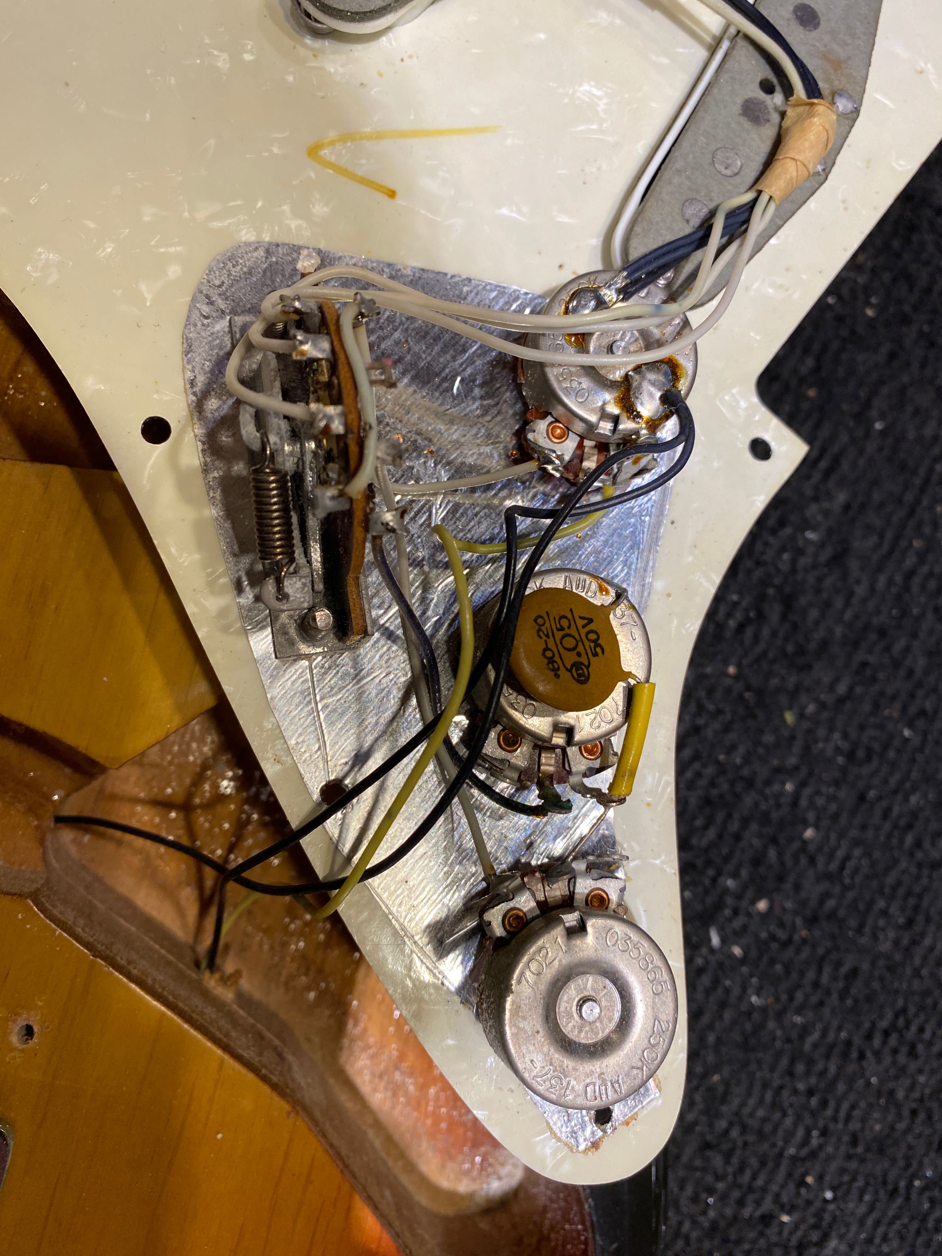Fender Stratocaster Sunburst 1970 Electric Guitars