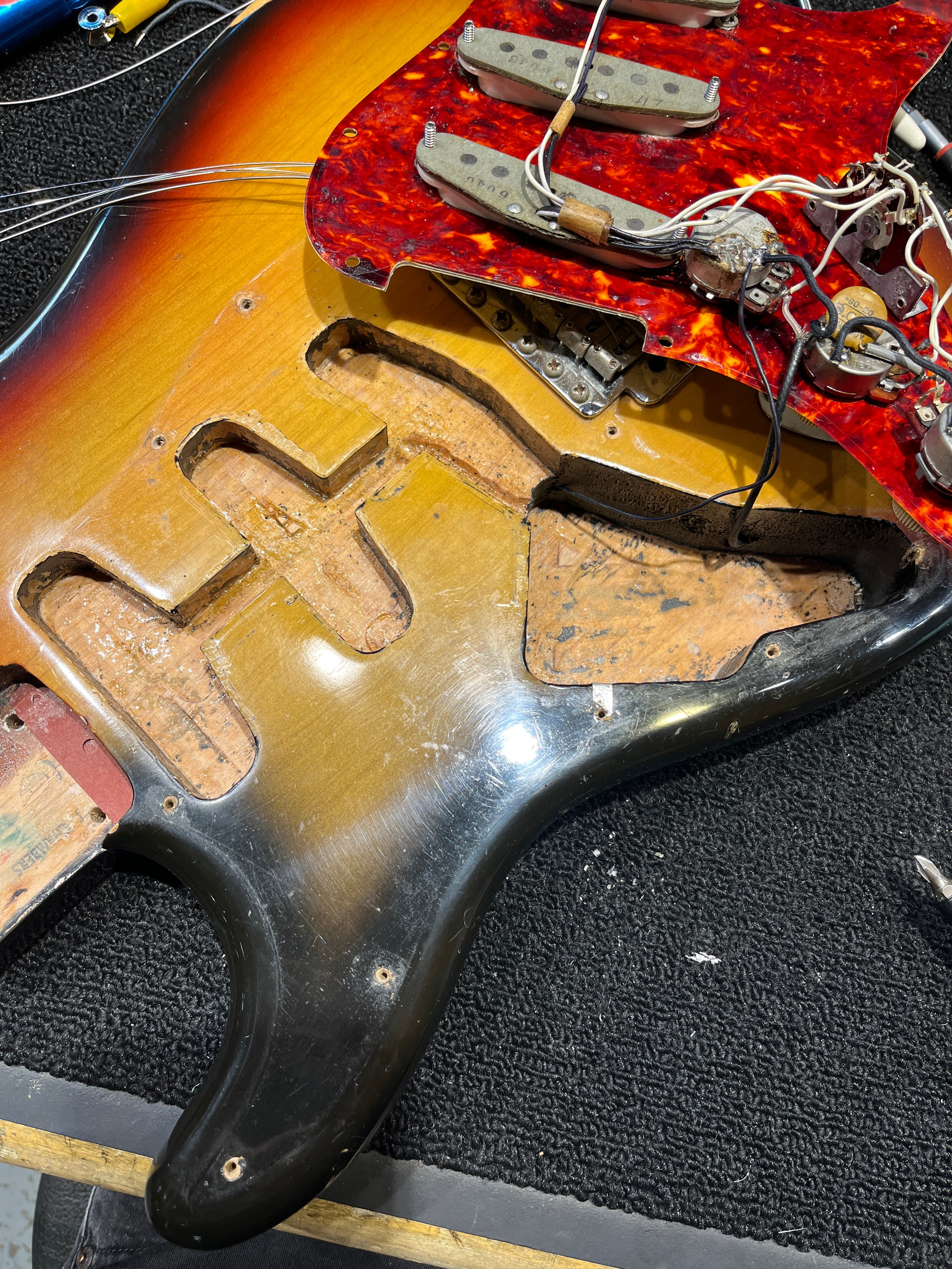 Fender Stratocaster Sunburst 1971 LEFTY Electric Guitars