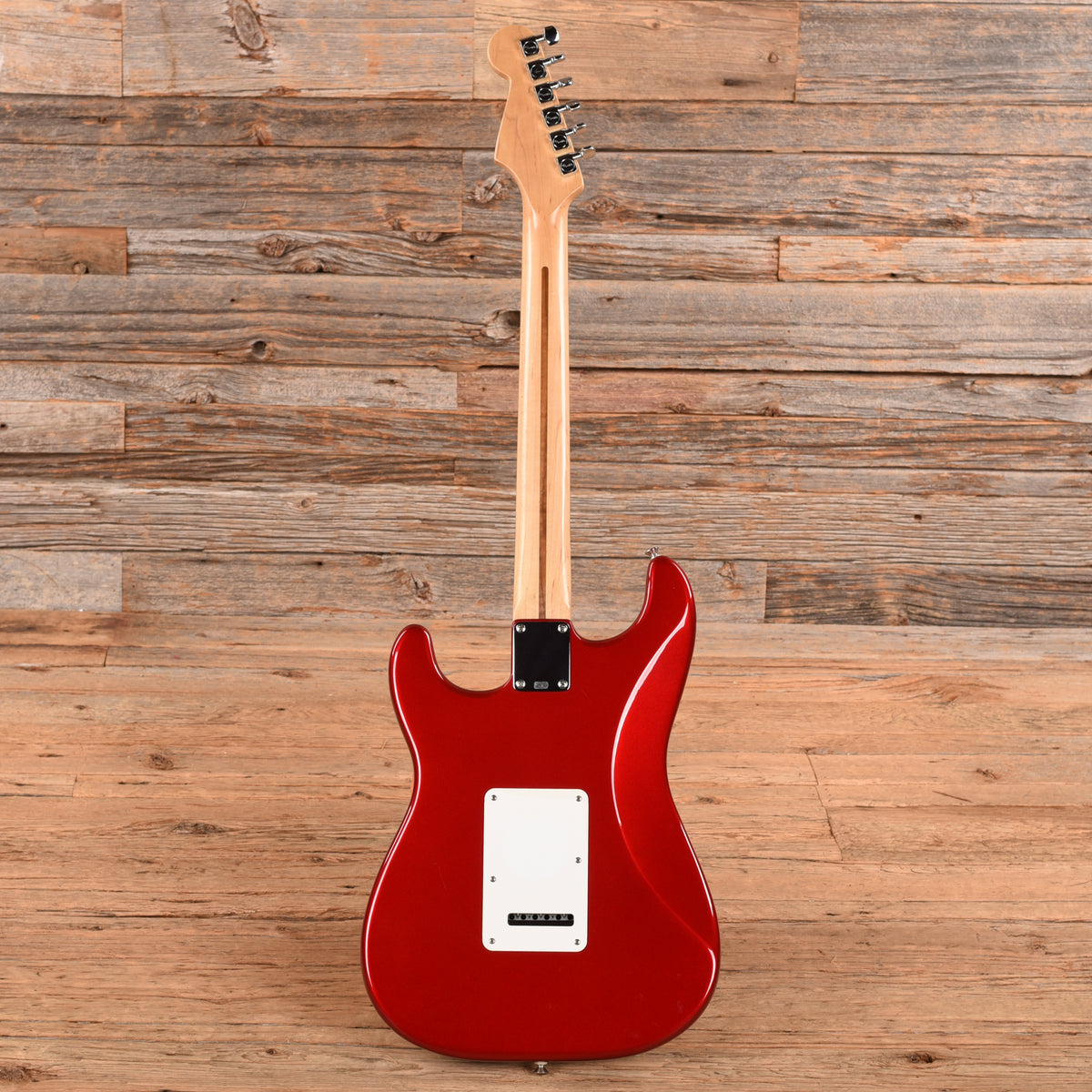 Fender “Traditional” Fat Strat Candy Apple Red 2002 Electric Guitars
