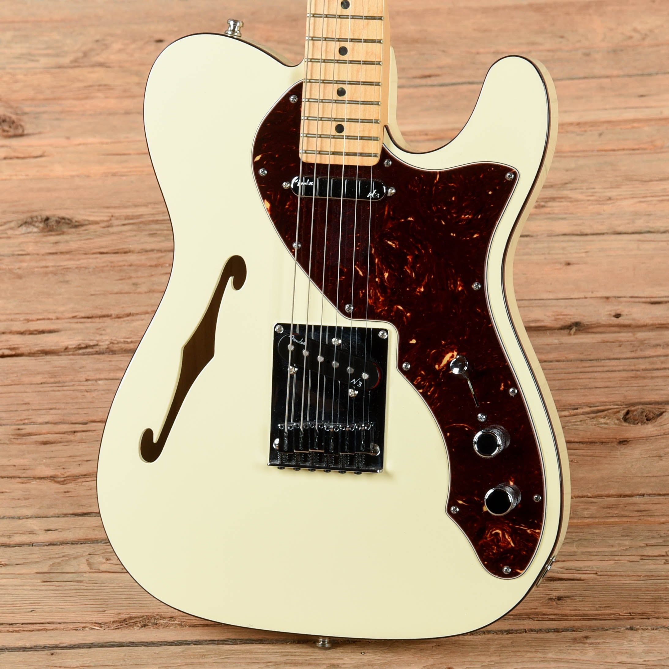 Fender American Deluxe Telecaster Thinline White 2015 Electric Guitars / Semi-Hollow