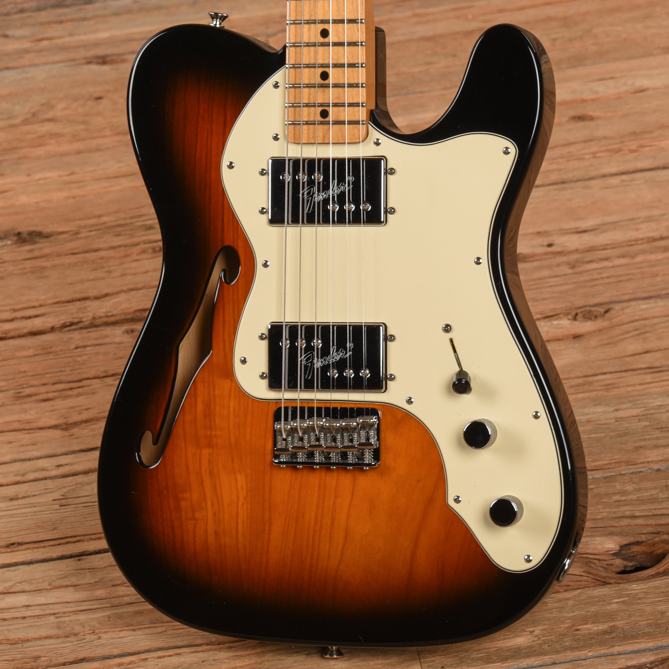 Fender Classic Series '72 Telecaster Thinline Sunburst 2009 Electric Guitars / Semi-Hollow