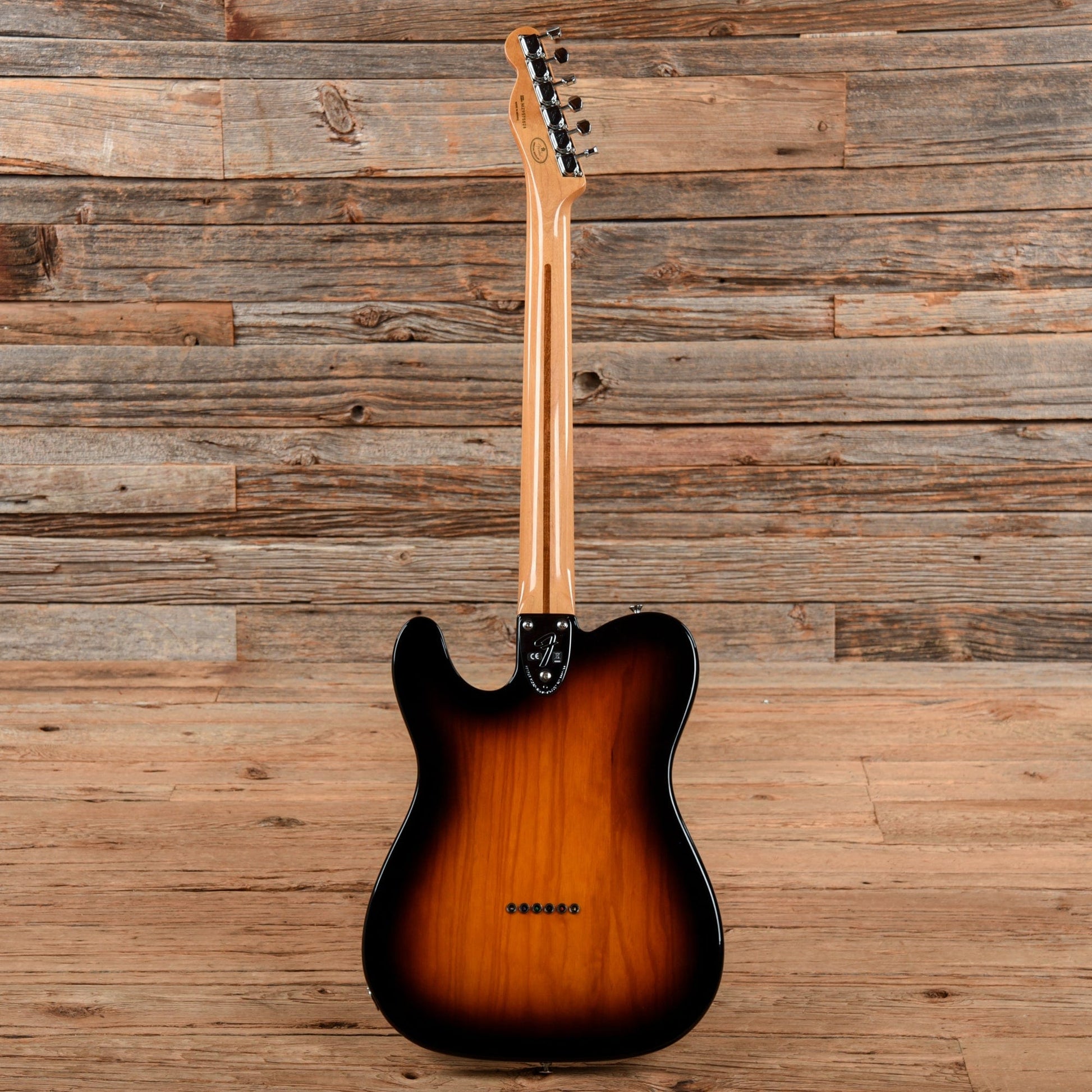 Fender Classic Series 72 Thinline Telecaster Sunburst 2010 Electric Guitars / Semi-Hollow