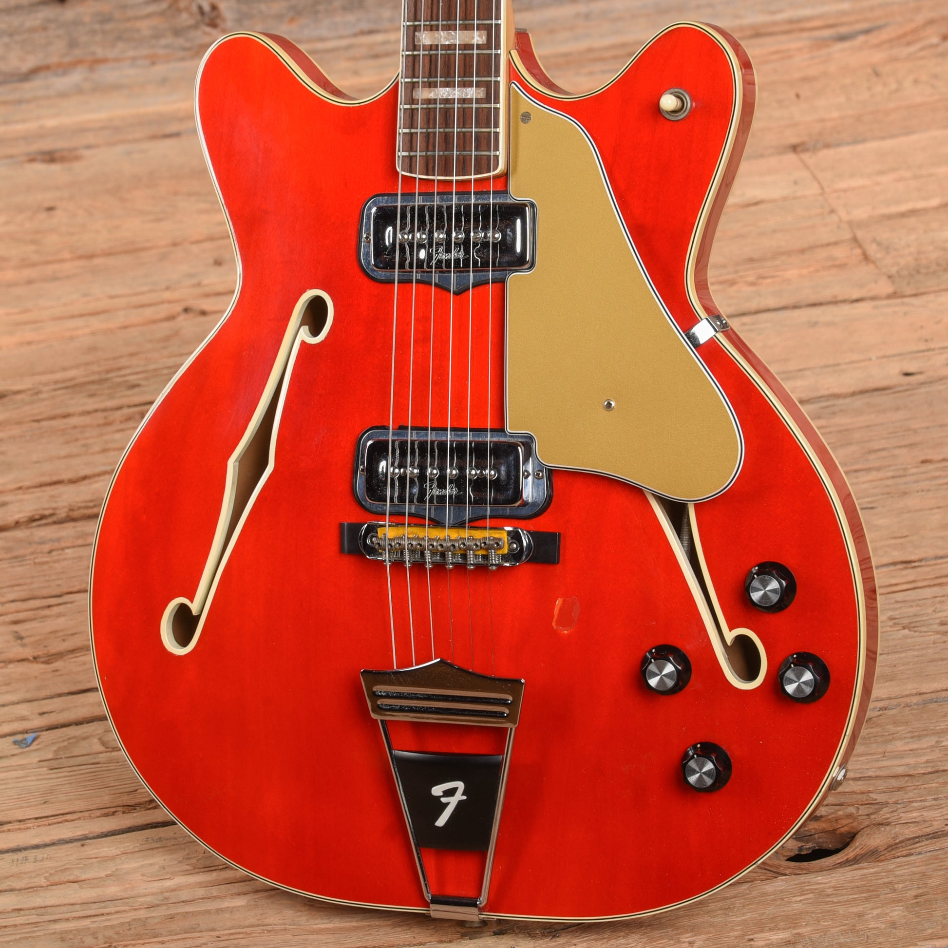 Fender Coronado II Cherry 1967 Electric Guitars / Semi-Hollow