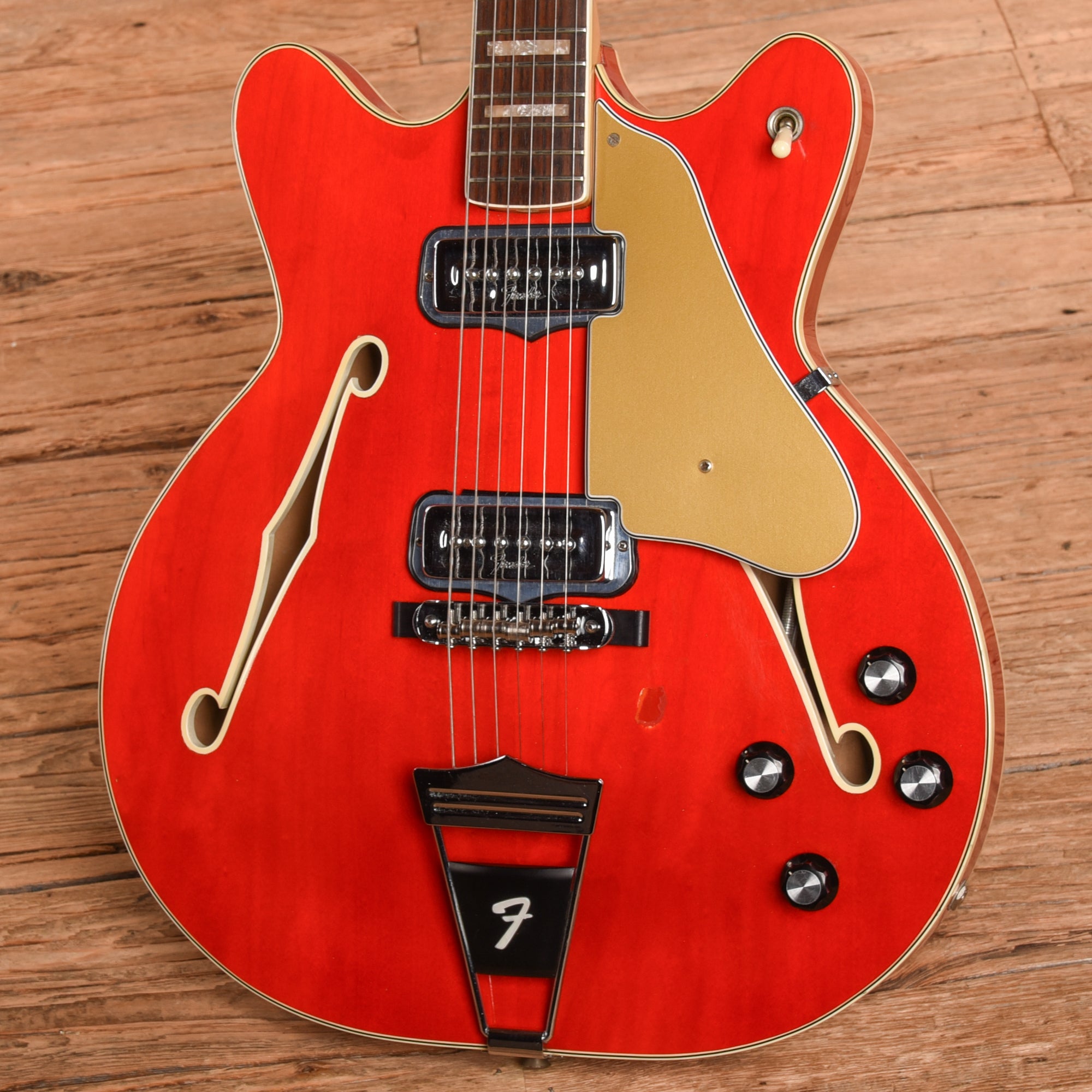 Fender Coronado II Cherry Red 1967 – Chicago Music Exchange