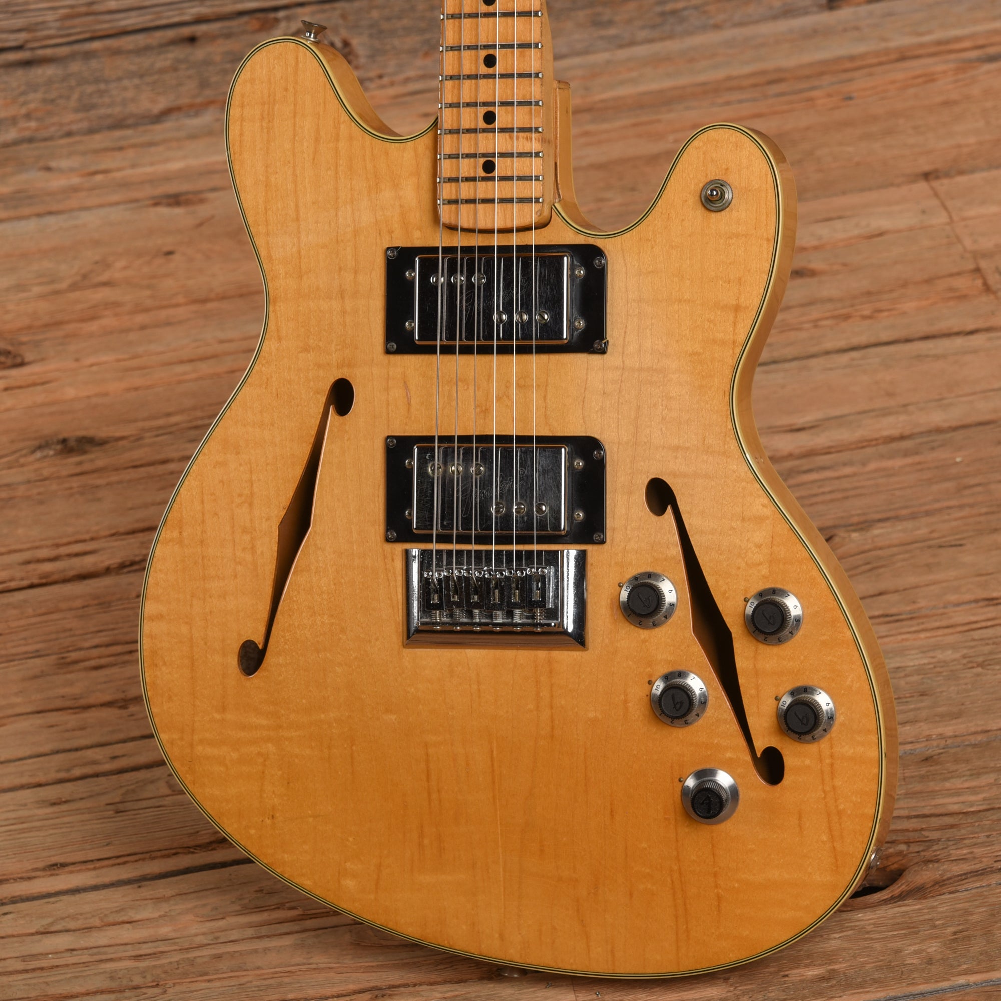 Fender Starcaster Natural 1976 Electric Guitars / Semi-Hollow