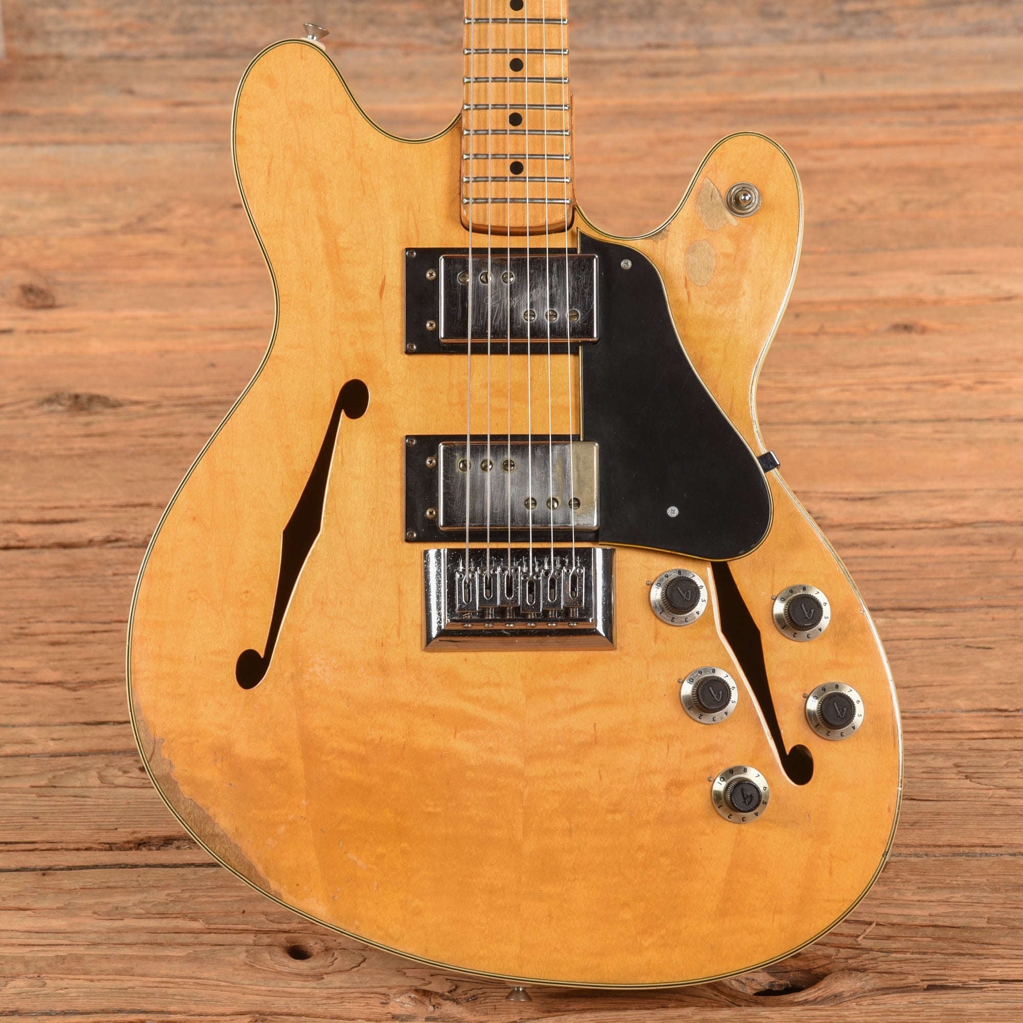 Fender Starcaster Natural 1976 Electric Guitars / Semi-Hollow