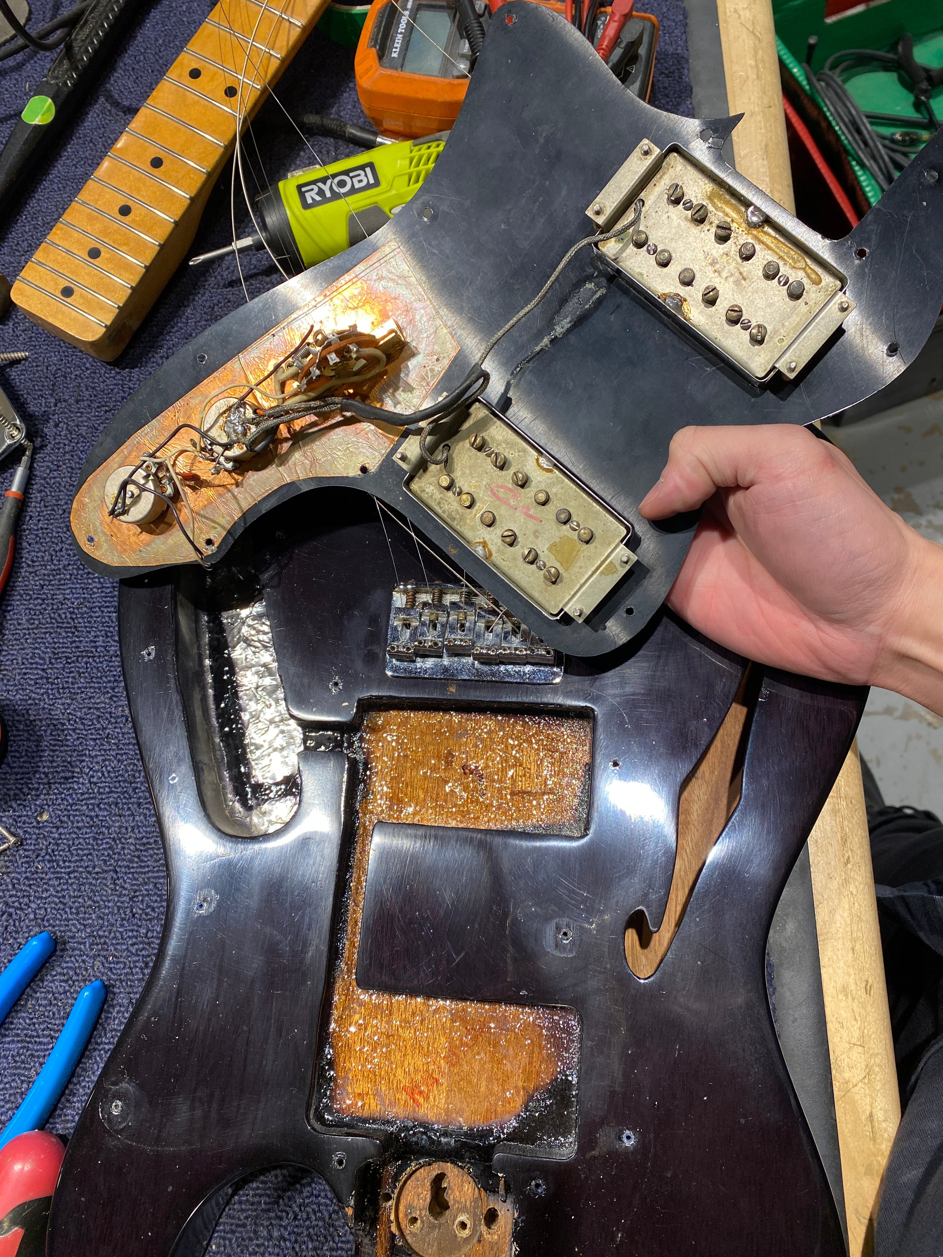 Fender Telecaster Thinline Transparent Black Refin 1972 Electric Guitars / Semi-Hollow