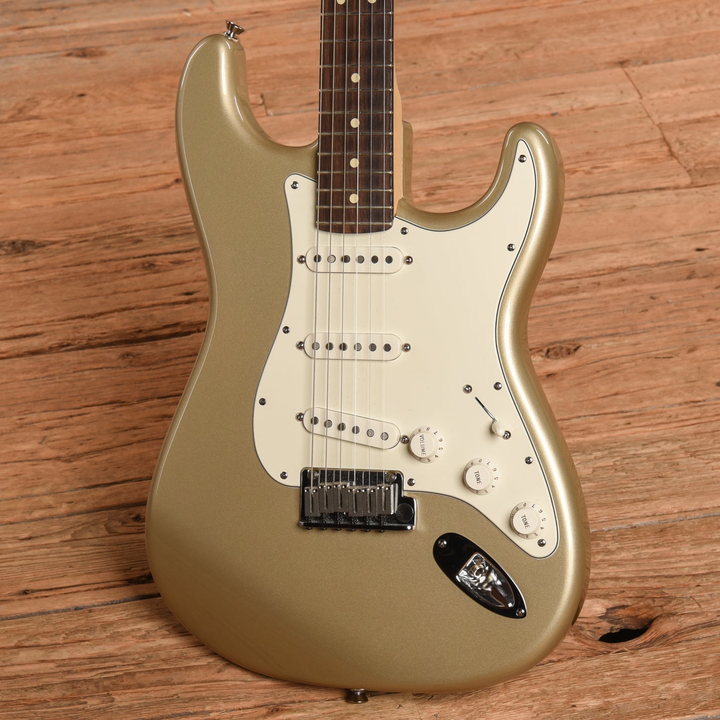 Fender 60th Anniversary American Stratocaster Shoreline Gold 2006 Electric Guitars / Solid Body