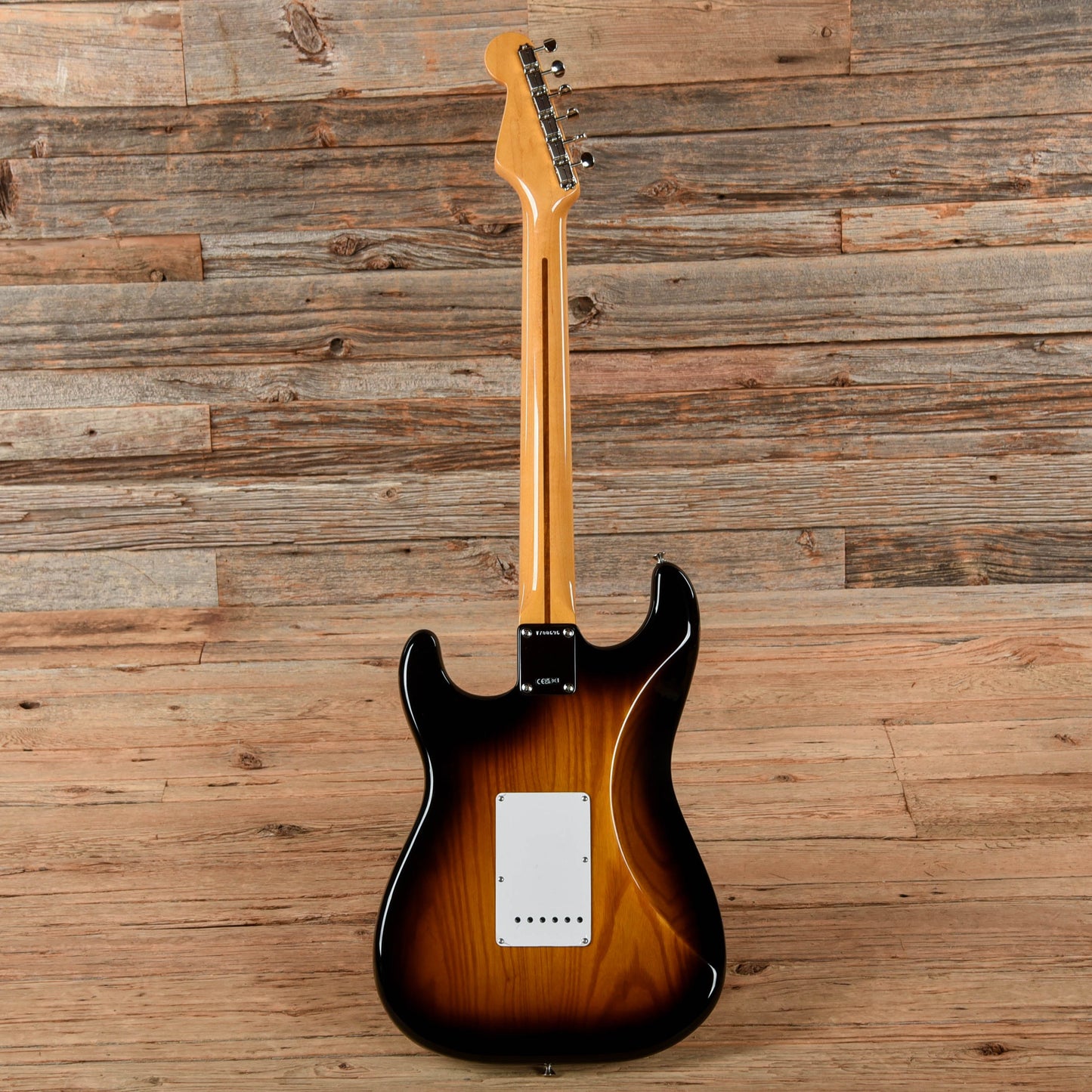 Fender 70th Anniversary American Vintage II '54 Stratocaster Sunburst 2024 Electric Guitars / Solid Body