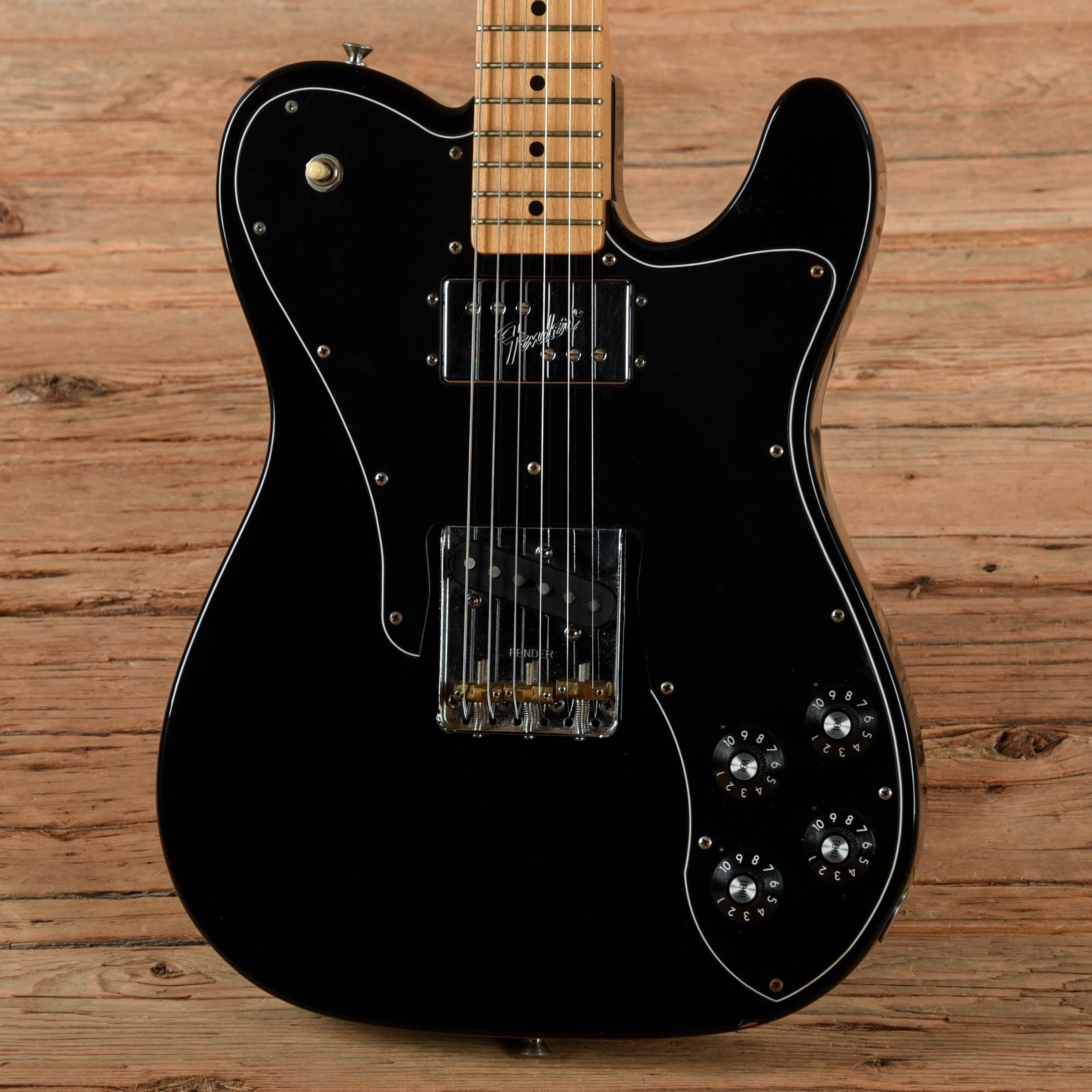 Fender 72 Telecaster Deluxe Black 2001 Electric Guitars / Solid Body