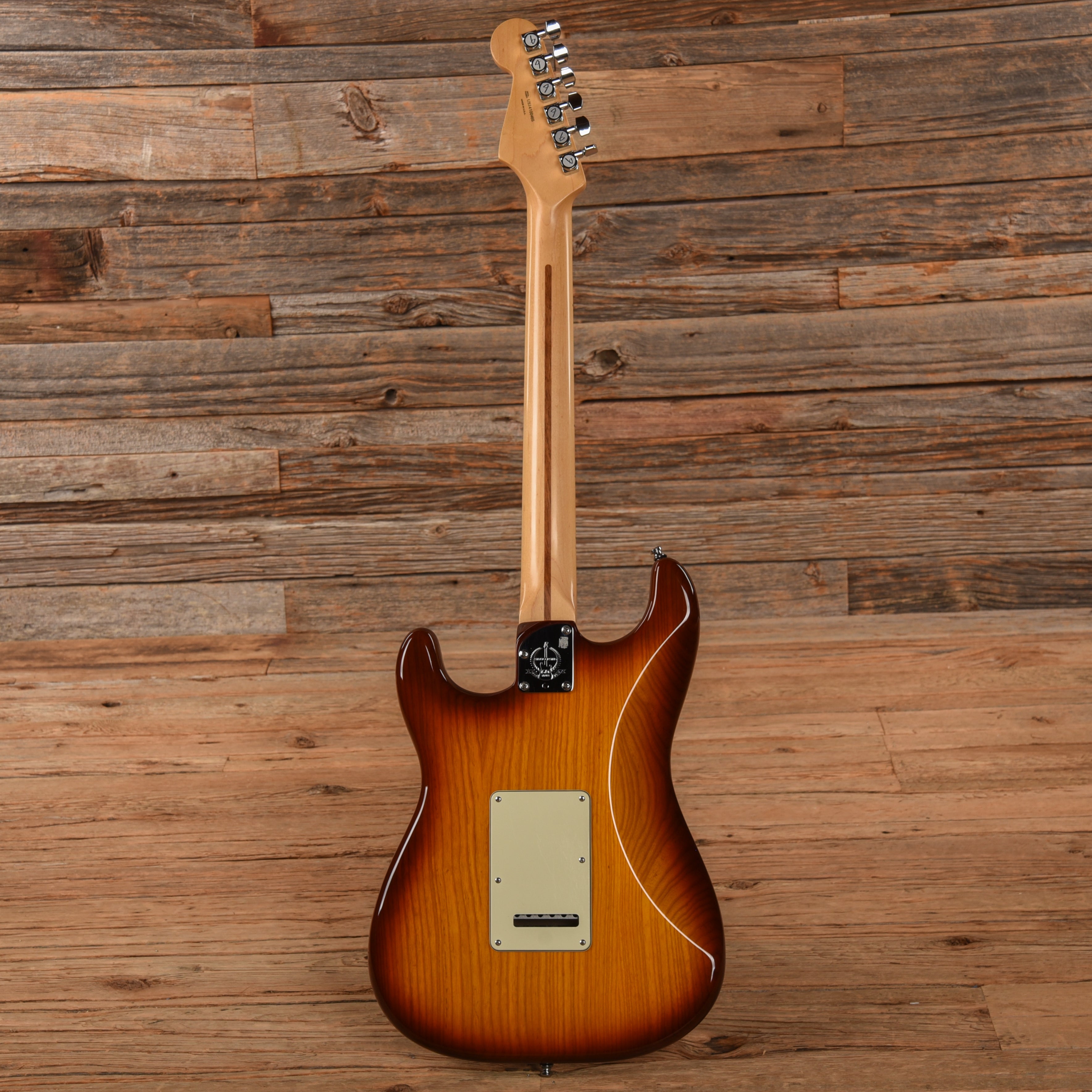 Fender American Deluxe Ash Stratocaster Sunburst 2014 Electric Guitars / Solid Body