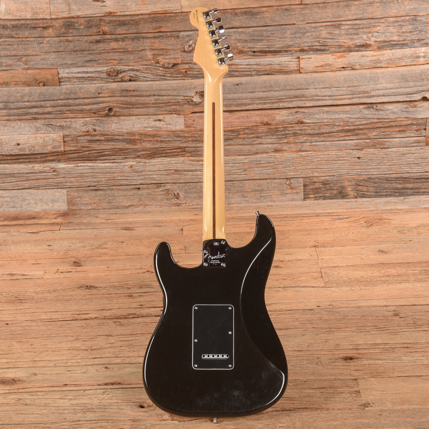 Fender American Deluxe Stratocaster Black 2005 Electric Guitars / Solid Body