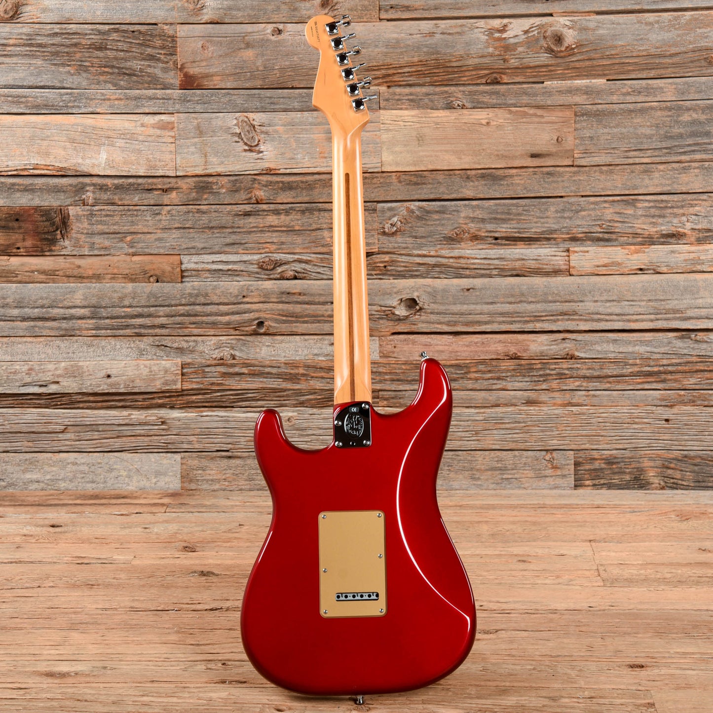 Fender American Deluxe Stratocaster Candy Apple Red 2004 Electric Guitars / Solid Body