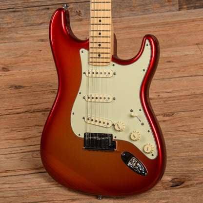 Fender American Deluxe Stratocaster Candy Tangerine 2010 Electric Guitars / Solid Body