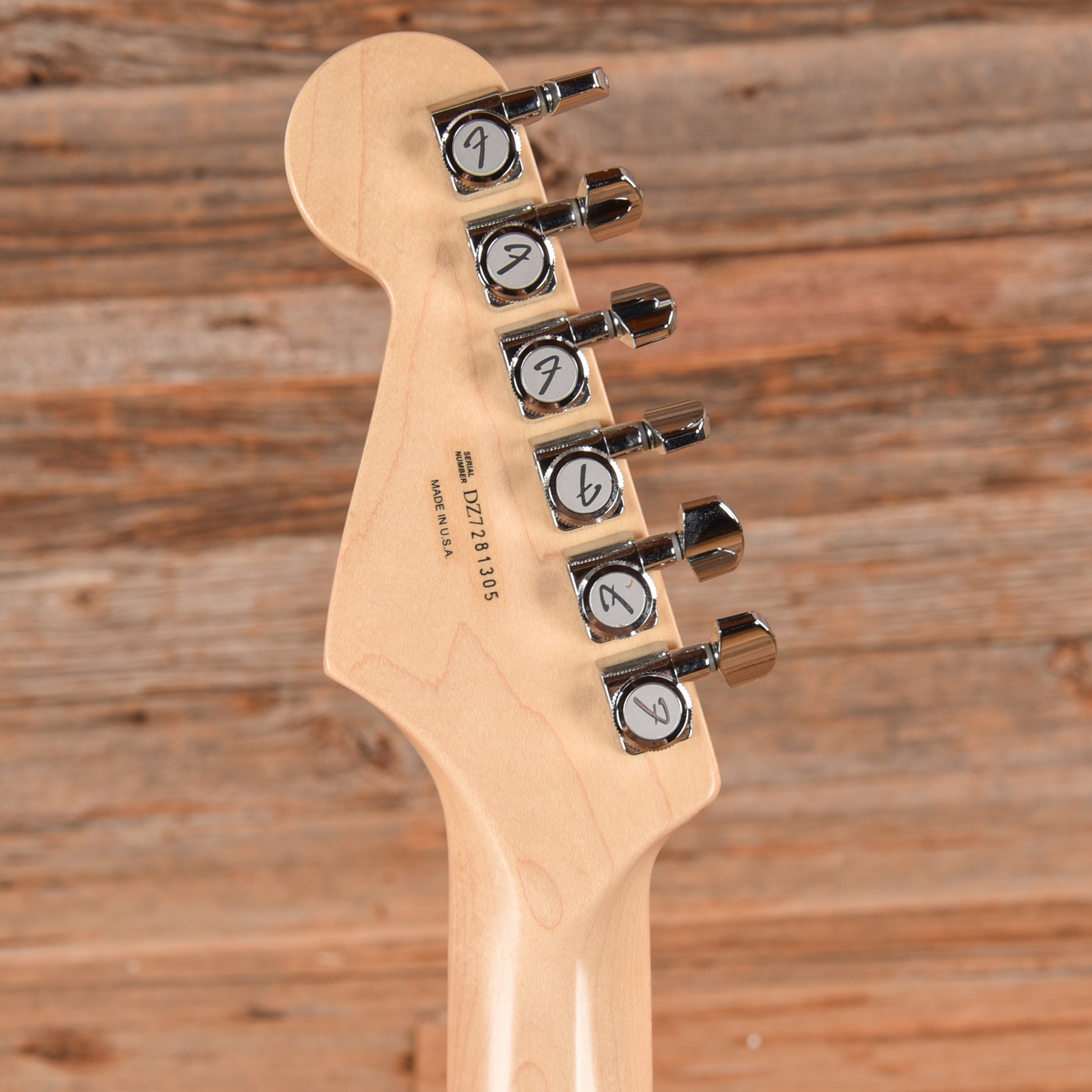 Fender American Deluxe Stratocaster Cherry Sunburst 2008 Electric Guitars / Solid Body