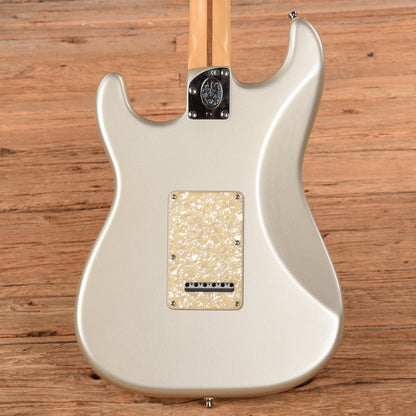 Fender American Deluxe Stratocaster Chrome Silver 2004 Electric Guitars / Solid Body