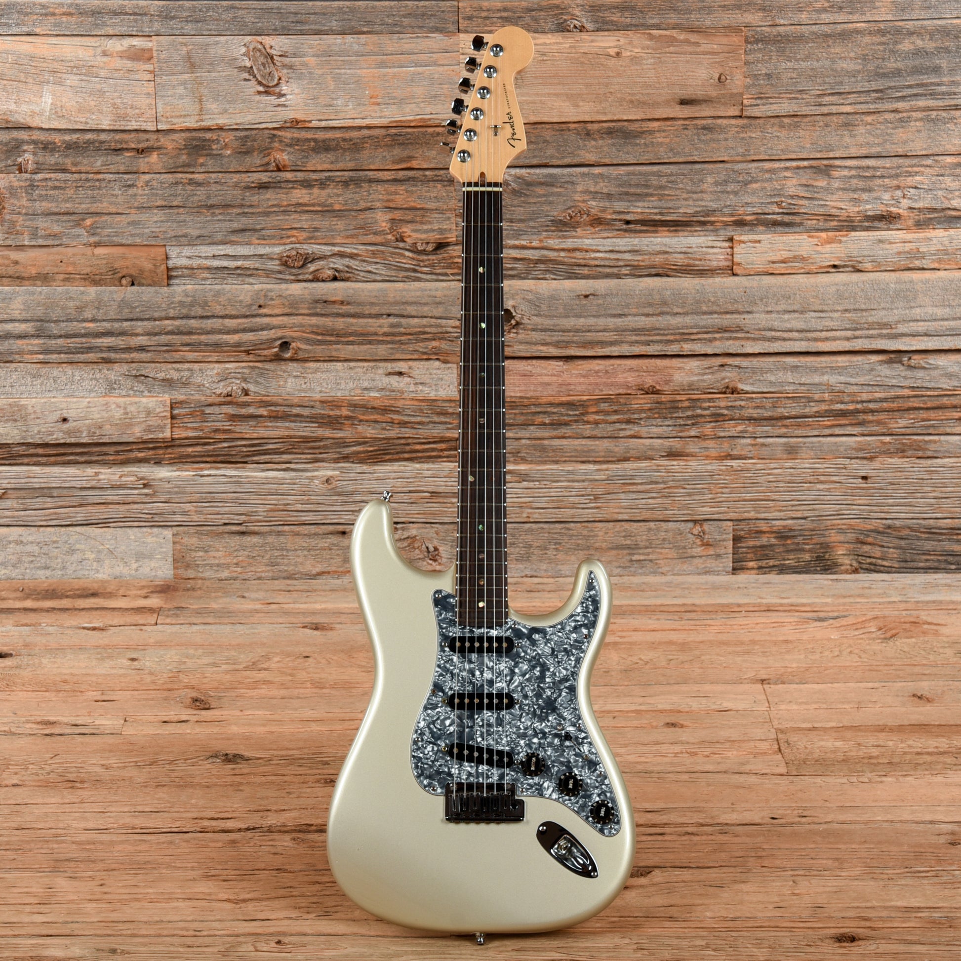 Fender American Deluxe Stratocaster Chrome SIlver 2006 Electric Guitars / Solid Body