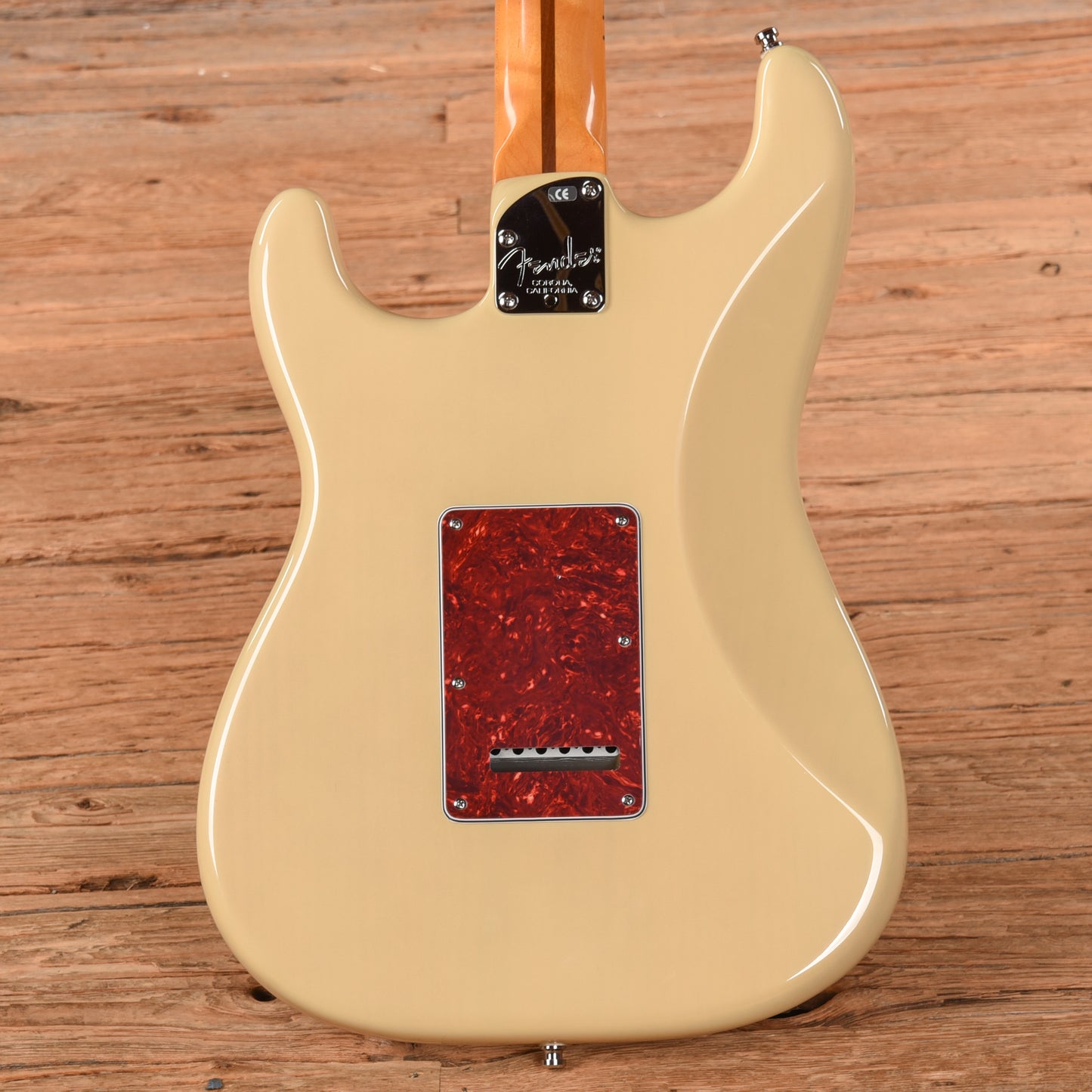 Fender American Deluxe Stratocaster Honey Blonde 2005 Electric Guitars / Solid Body