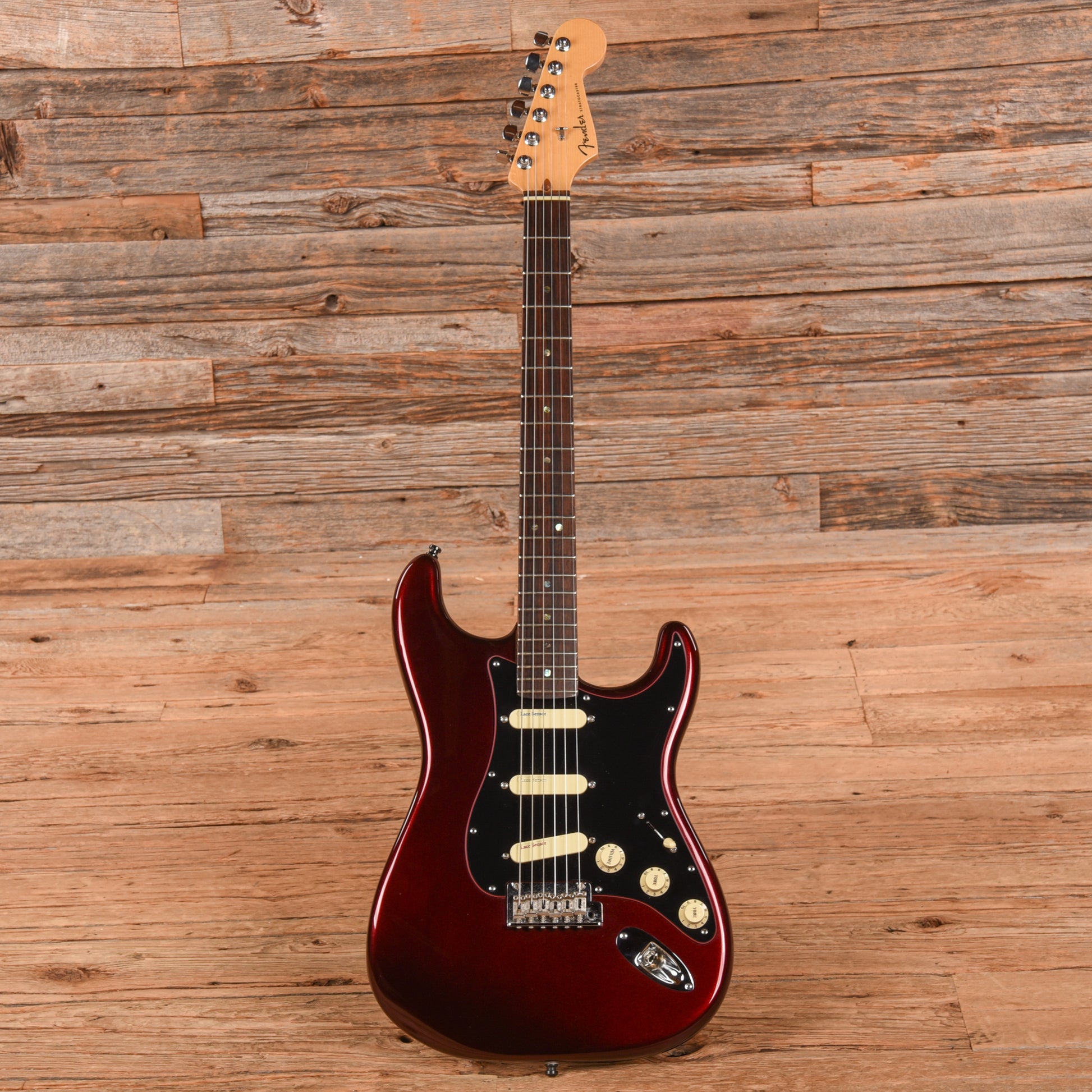 Fender American Deluxe Stratocaster Neck w/American Standard Strat Body Bordeaux Metallic Bordeaux Metallic 2002 Electric Guitars / Solid Body