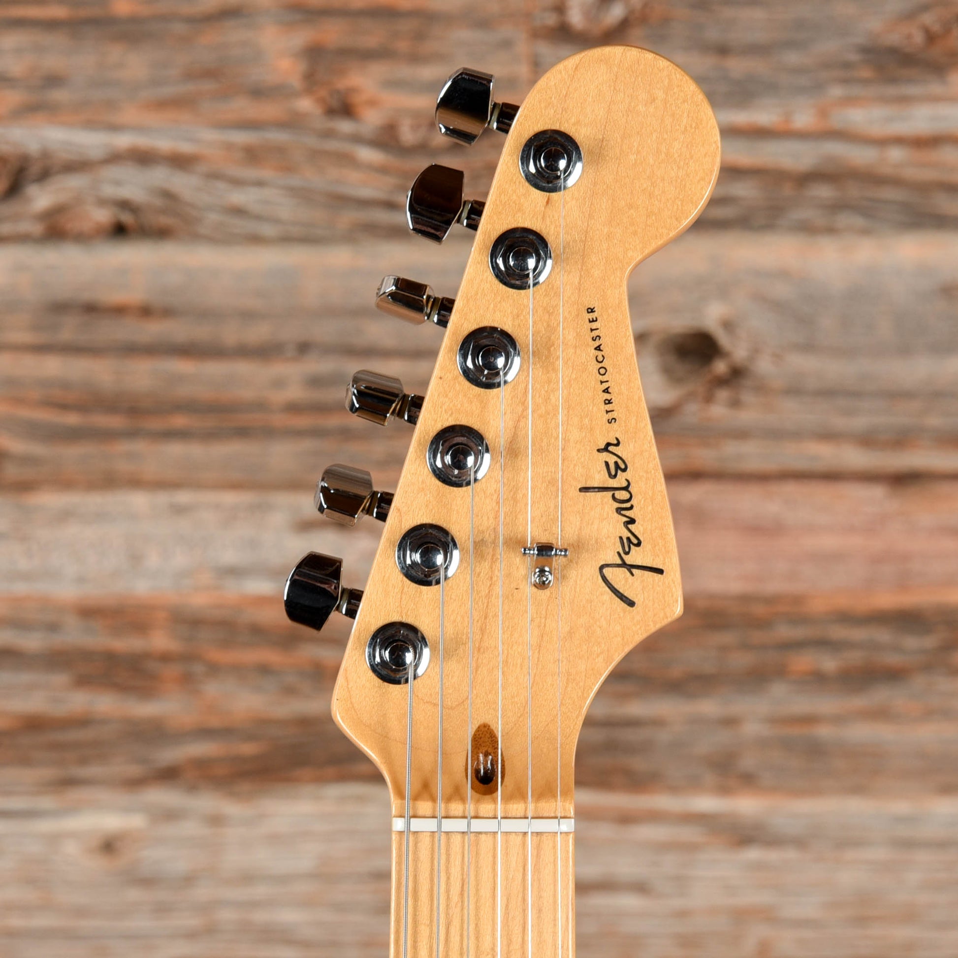 Fender American Deluxe Stratocaster Neck with Unknown Fender Body Blizzard Pearl Electric Guitars / Solid Body