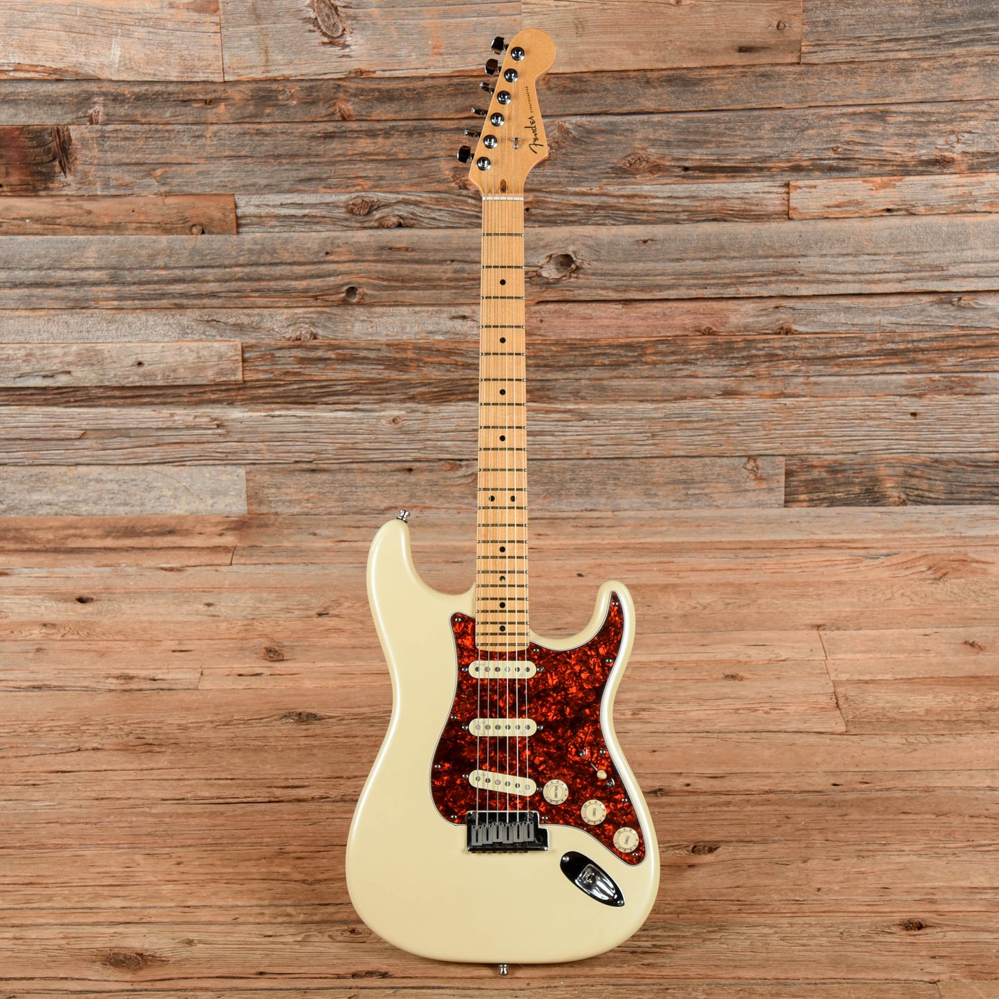 Fender American Deluxe Stratocaster Neck with Unknown Fender Body Blizzard Pearl Electric Guitars / Solid Body