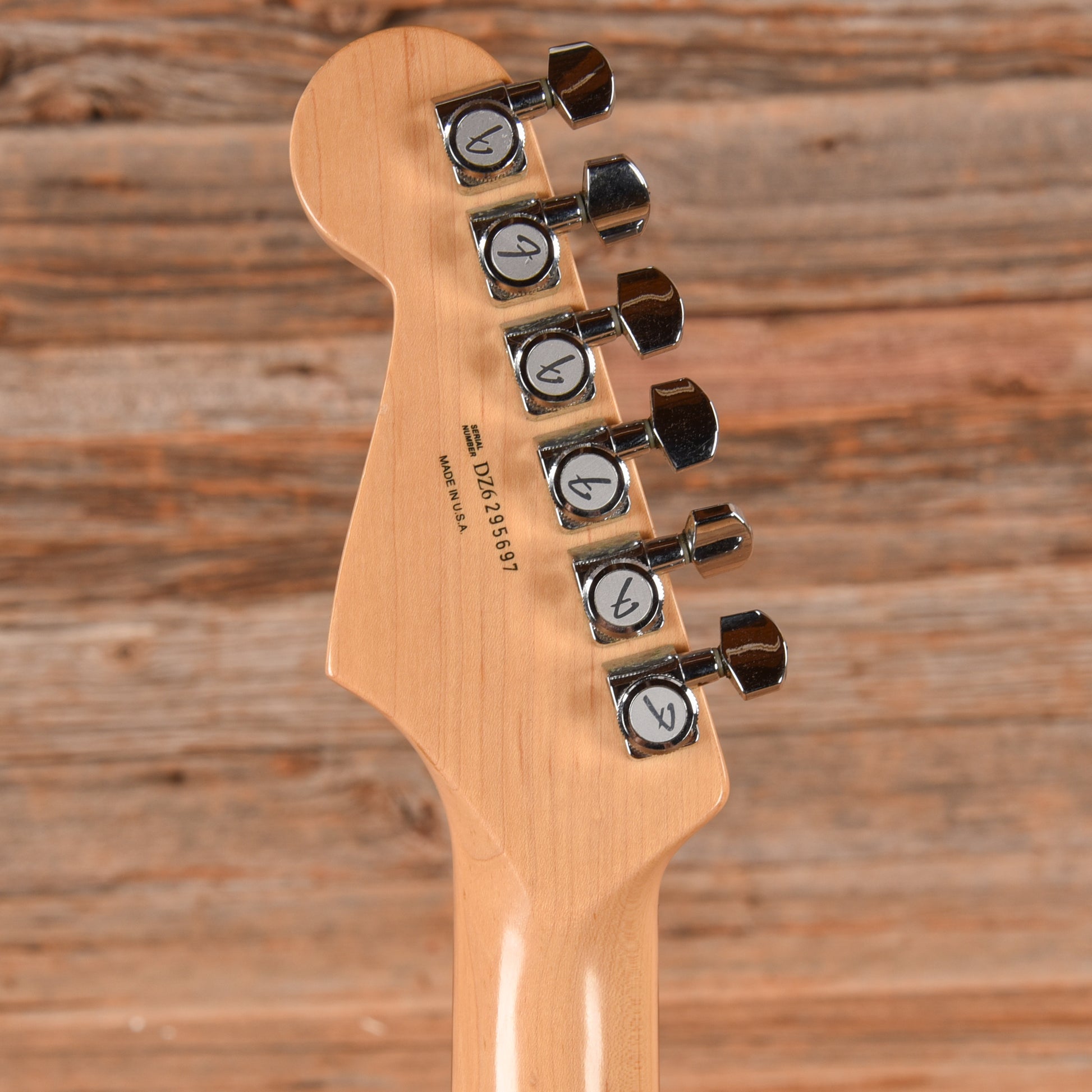 Fender American Deluxe Stratocaster Olympic Pearl 2006 Electric Guitars / Solid Body