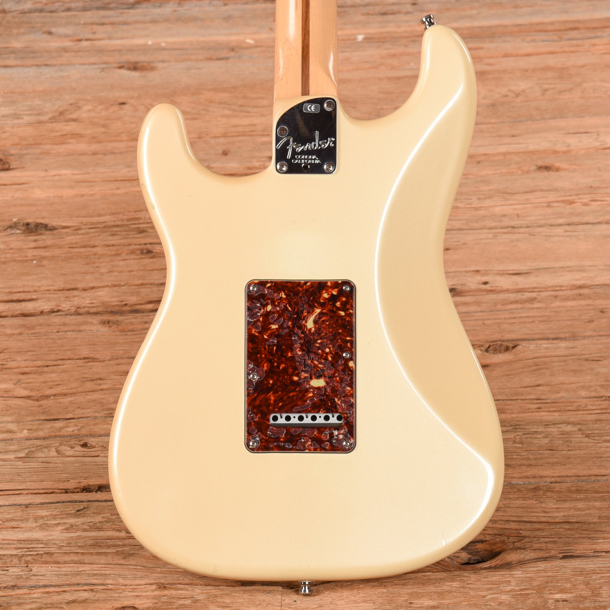 Fender American Deluxe Stratocaster Olympic Pearl 2006 Electric Guitars / Solid Body