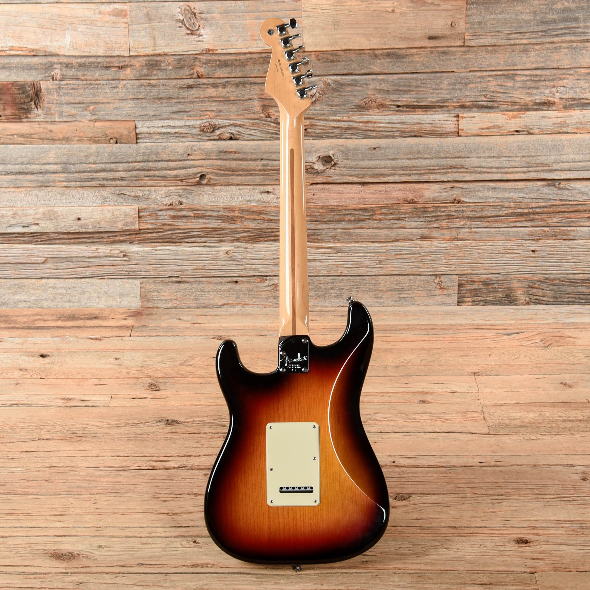 Fender American Deluxe Stratocaster Sunburst 2005 Electric Guitars / Solid Body