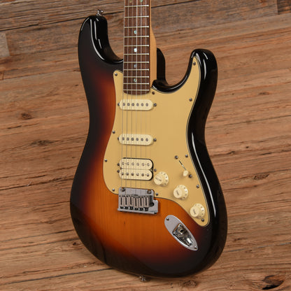Fender American Deluxe Stratocaster Sunburst 2006 Electric Guitars / Solid Body