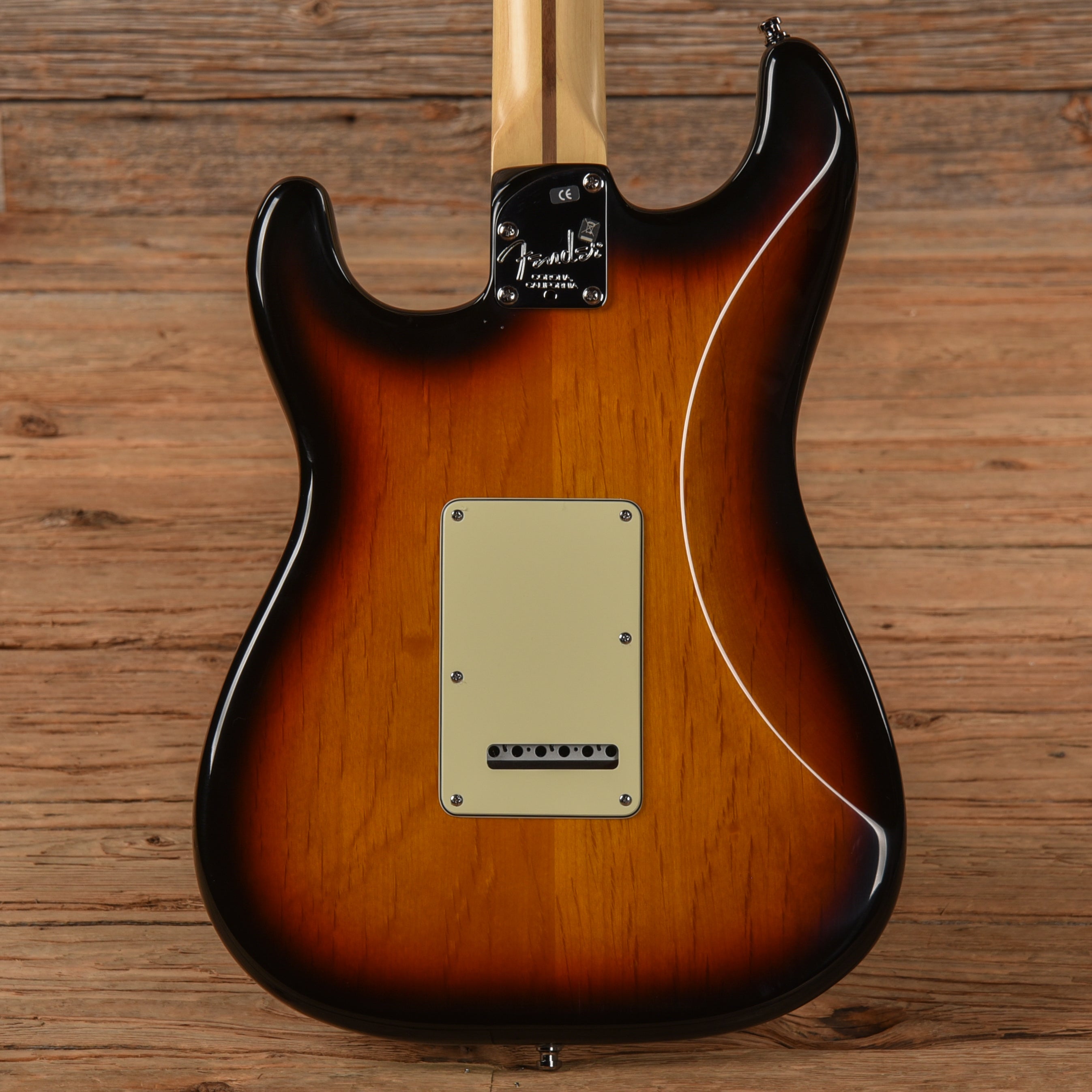 Fender American Deluxe Stratocaster Sunburst 2006 Electric Guitars / Solid Body