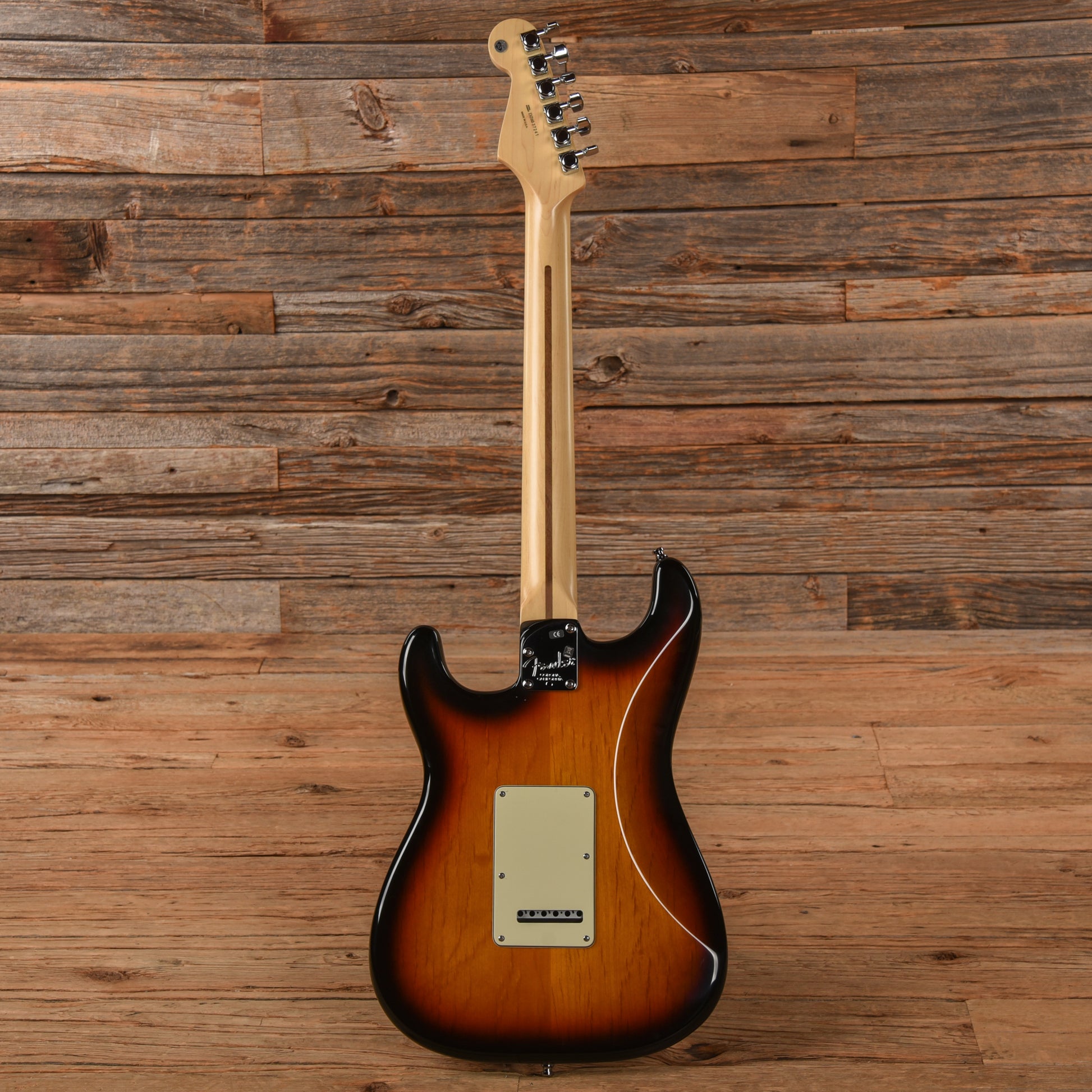 Fender American Deluxe Stratocaster Sunburst 2006 Electric Guitars / Solid Body