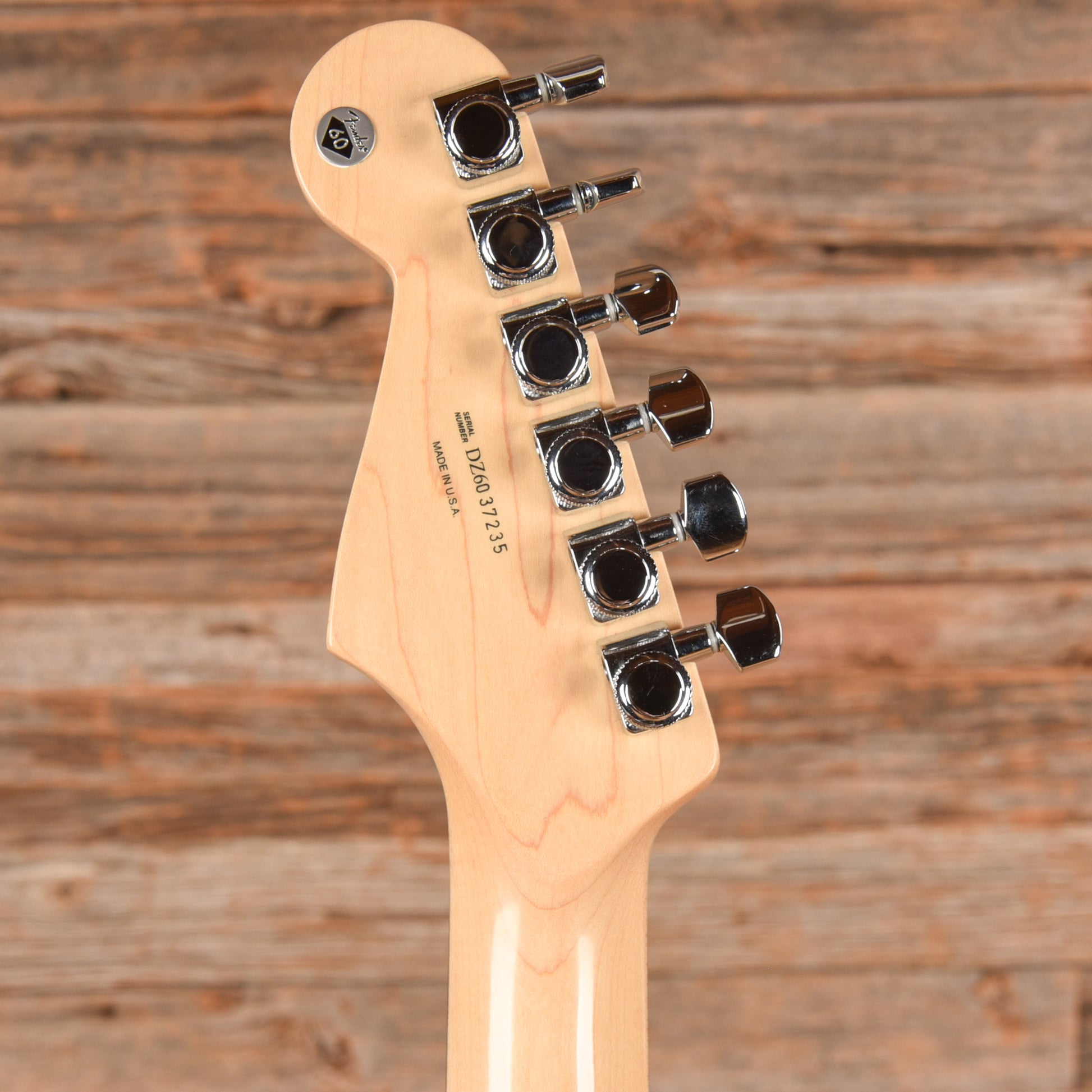 Fender American Deluxe Stratocaster Sunburst 2006 Electric Guitars / Solid Body