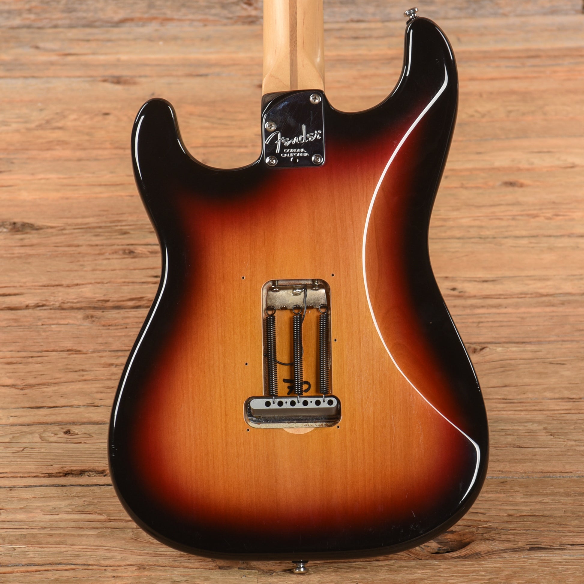 Fender American Deluxe Stratocaster Sunburst 2006 Electric Guitars / Solid Body