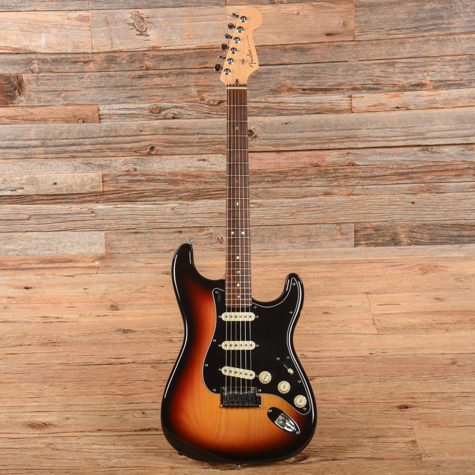 Fender American Deluxe Stratocaster Sunburst 2006 Electric Guitars / Solid Body
