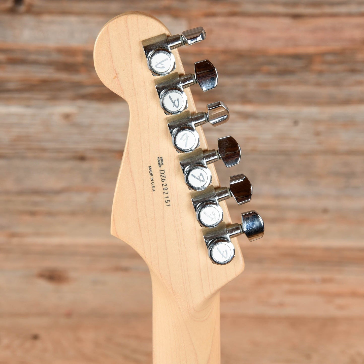 Fender American Deluxe Stratocaster Sunburst 2009 Electric Guitars / Solid Body