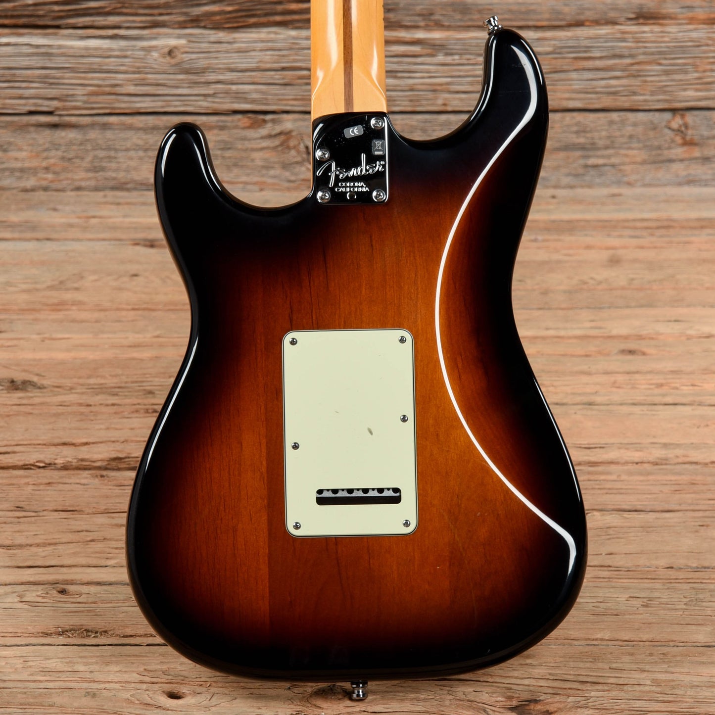 Fender American Deluxe Stratocaster Sunburst 2009 Electric Guitars / Solid Body