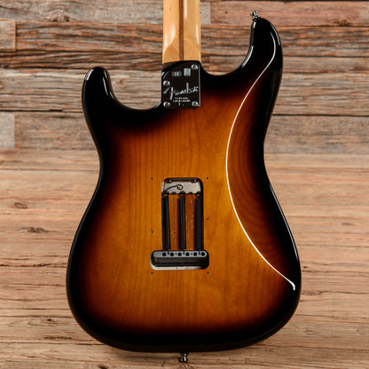 Fender American Deluxe Stratocaster Sunburst 2013 Electric Guitars / Solid Body