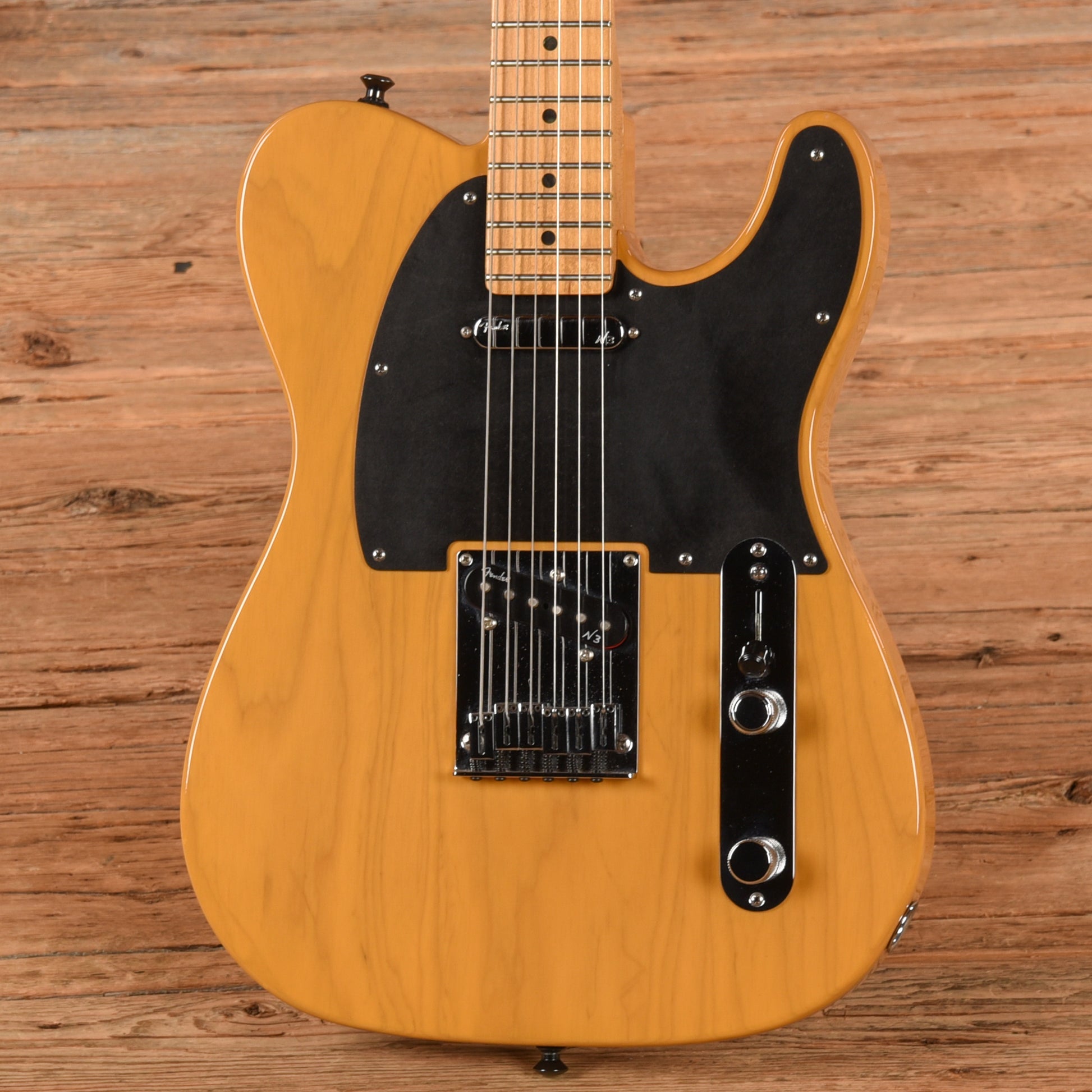 Fender American Deluxe Telecaster Ash Butterscotch Blonde 2015 Electric Guitars / Solid Body