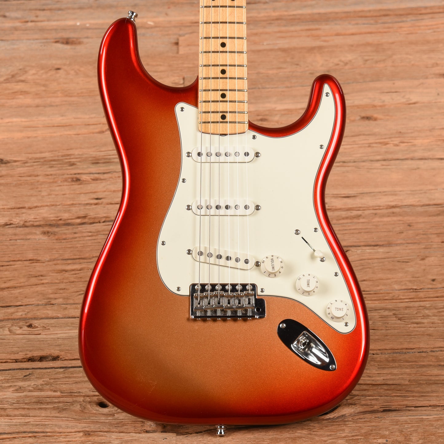 Fender American Design Experience Vintage Stratocaster Sunburst 2015 Electric Guitars / Solid Body