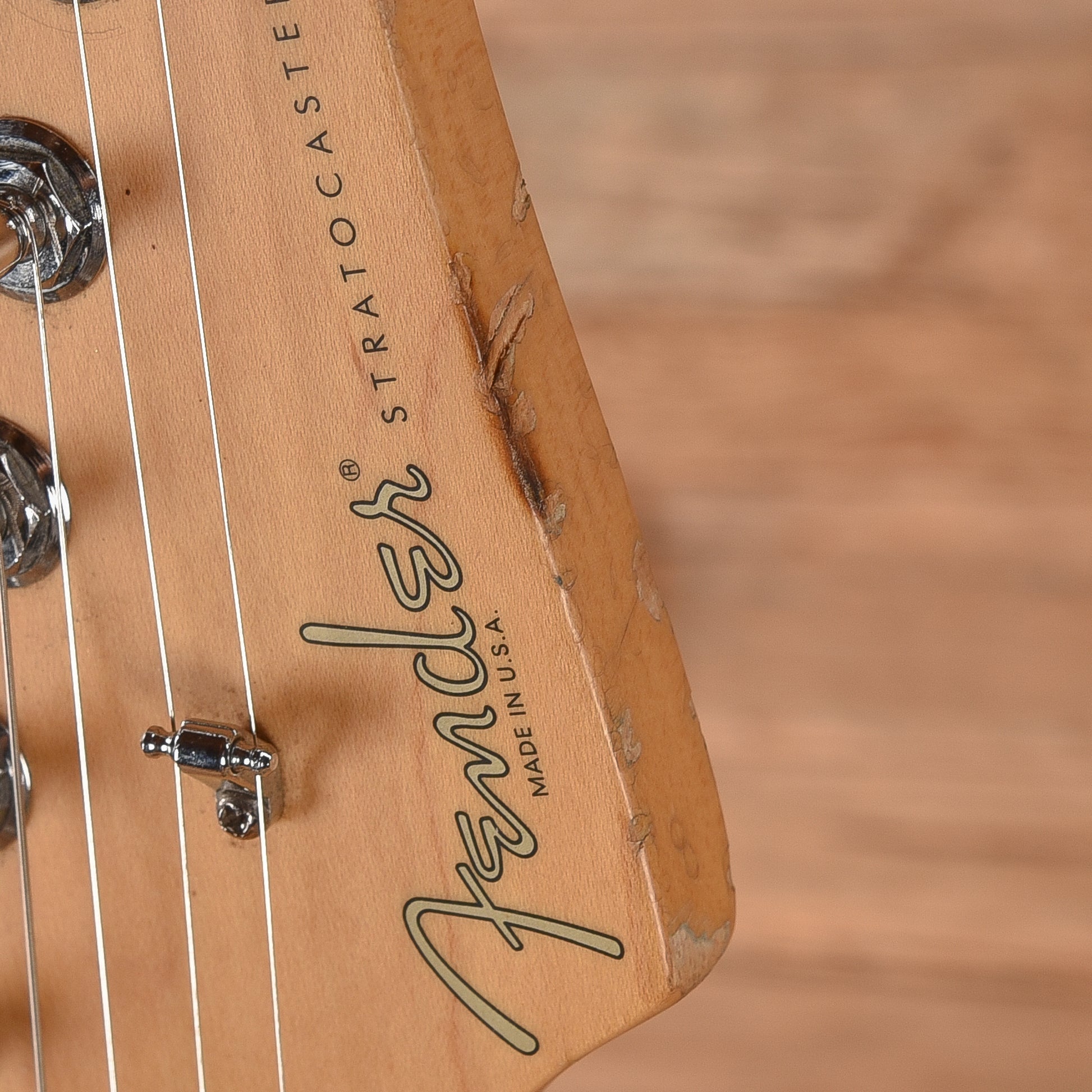 Fender American Double Fat Stratocaster Shoreline Gold 2000 Electric Guitars / Solid Body