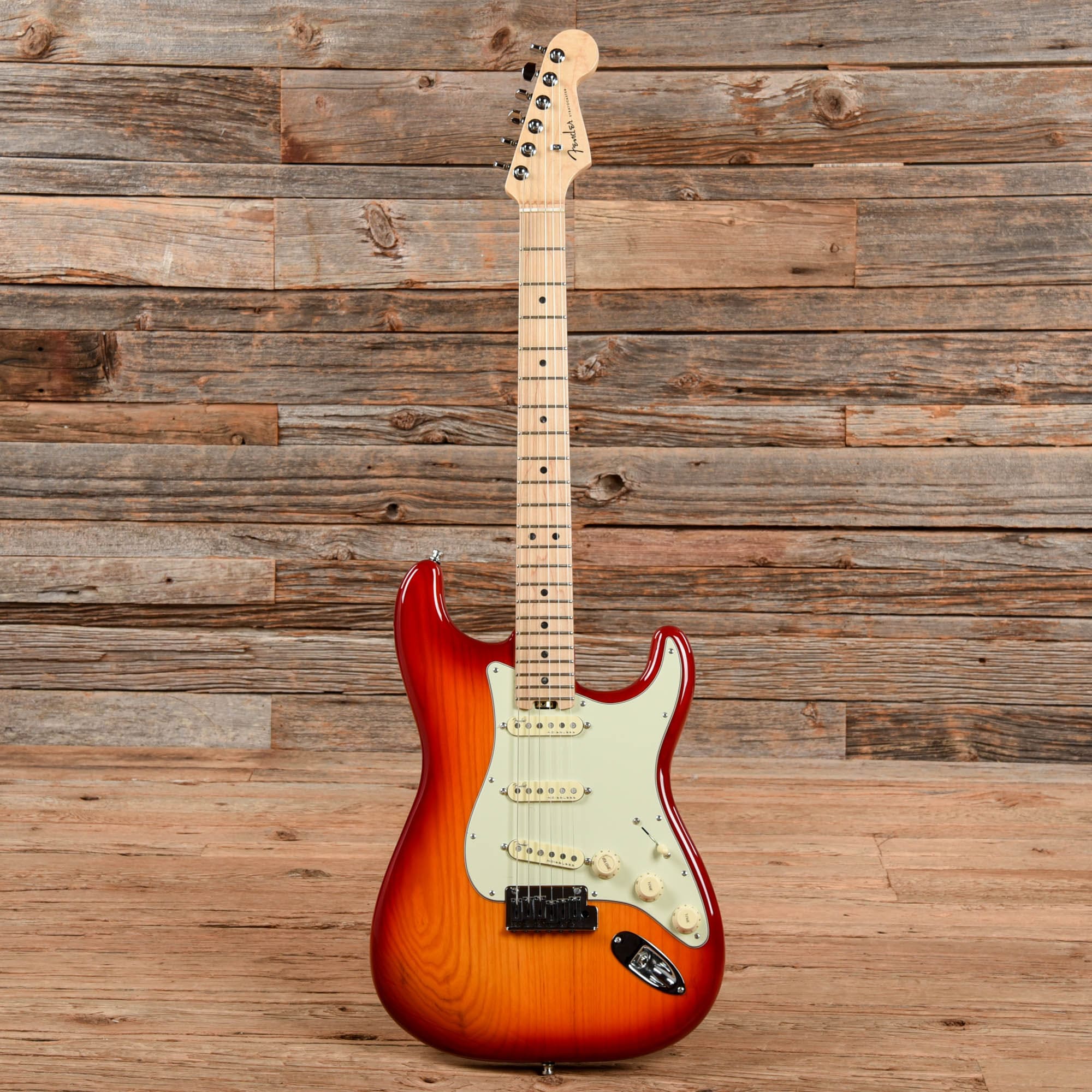 Fender American Elite Stratocaster Aged Cherry Sunburst 2019 Chicago