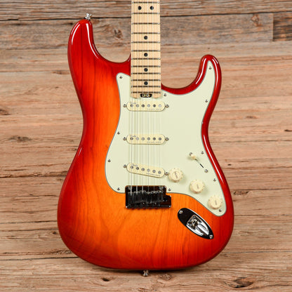 Fender American Elite Stratocaster Cherry Sunburst 2016 Electric Guitars / Solid Body